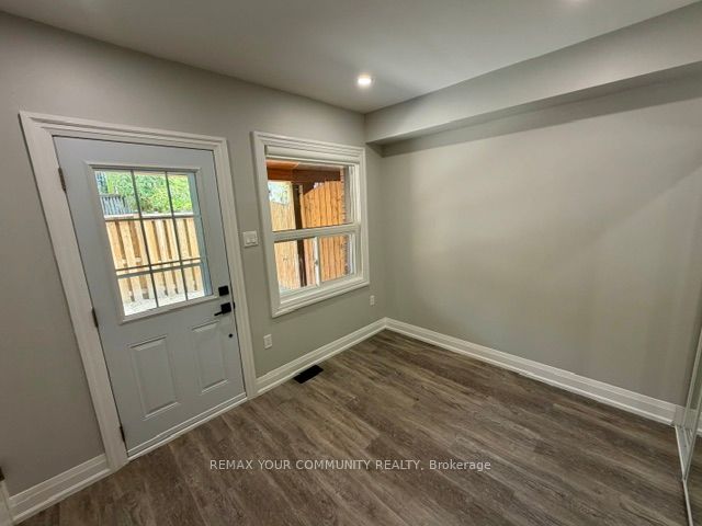 19 Mount Royal Avenue Main Level Property Photo 19