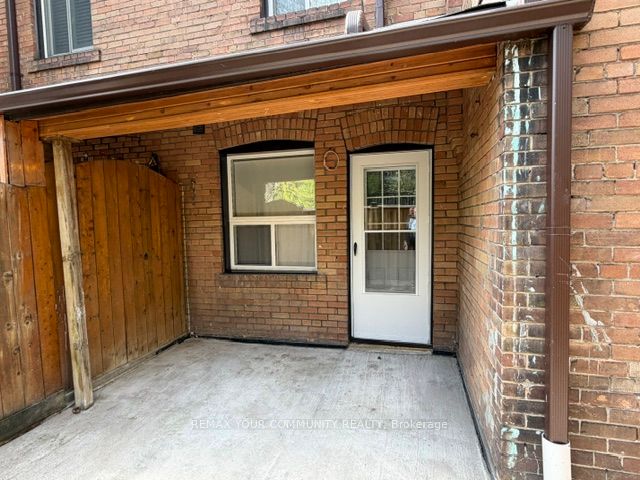 19 Mount Royal Avenue Main Level Property Photo 20