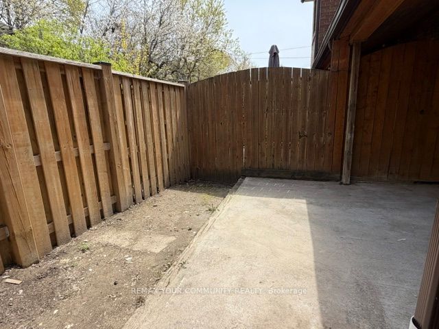 19 Mount Royal Avenue Main Level Property Photo 21