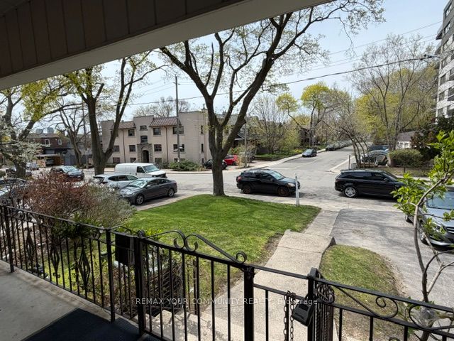 19 Mount Royal Avenue Main Level Property Photo 22