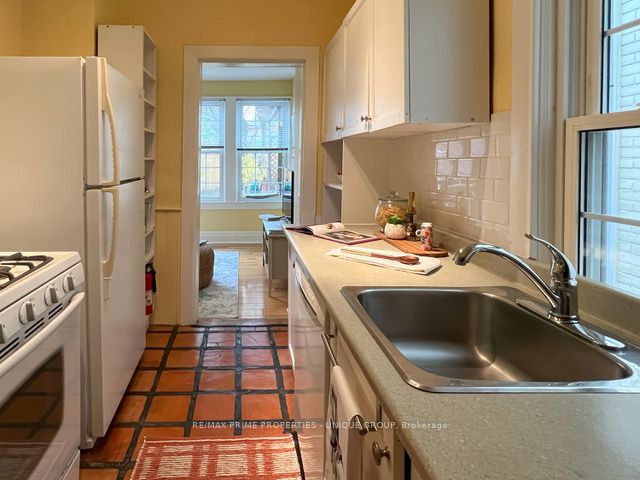 11 Freeman Street Property Photo 5