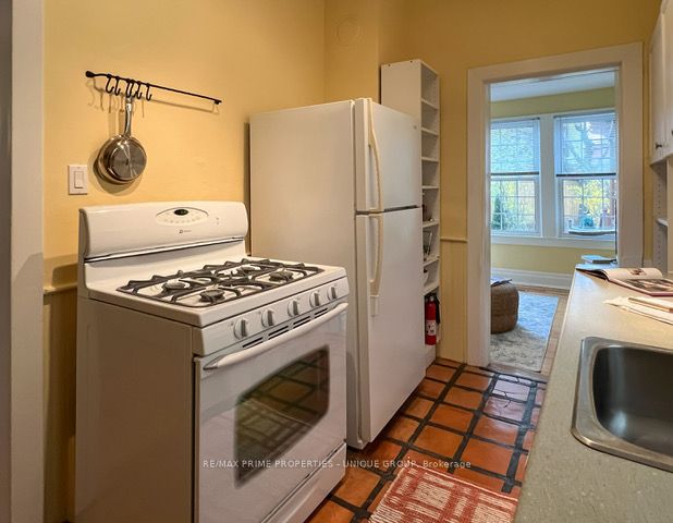 11 Freeman Street Property Photo 6