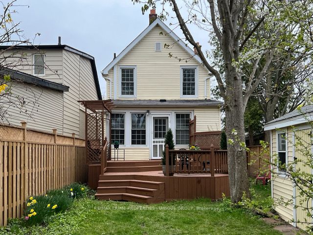 11 Freeman Street Property Photo 18