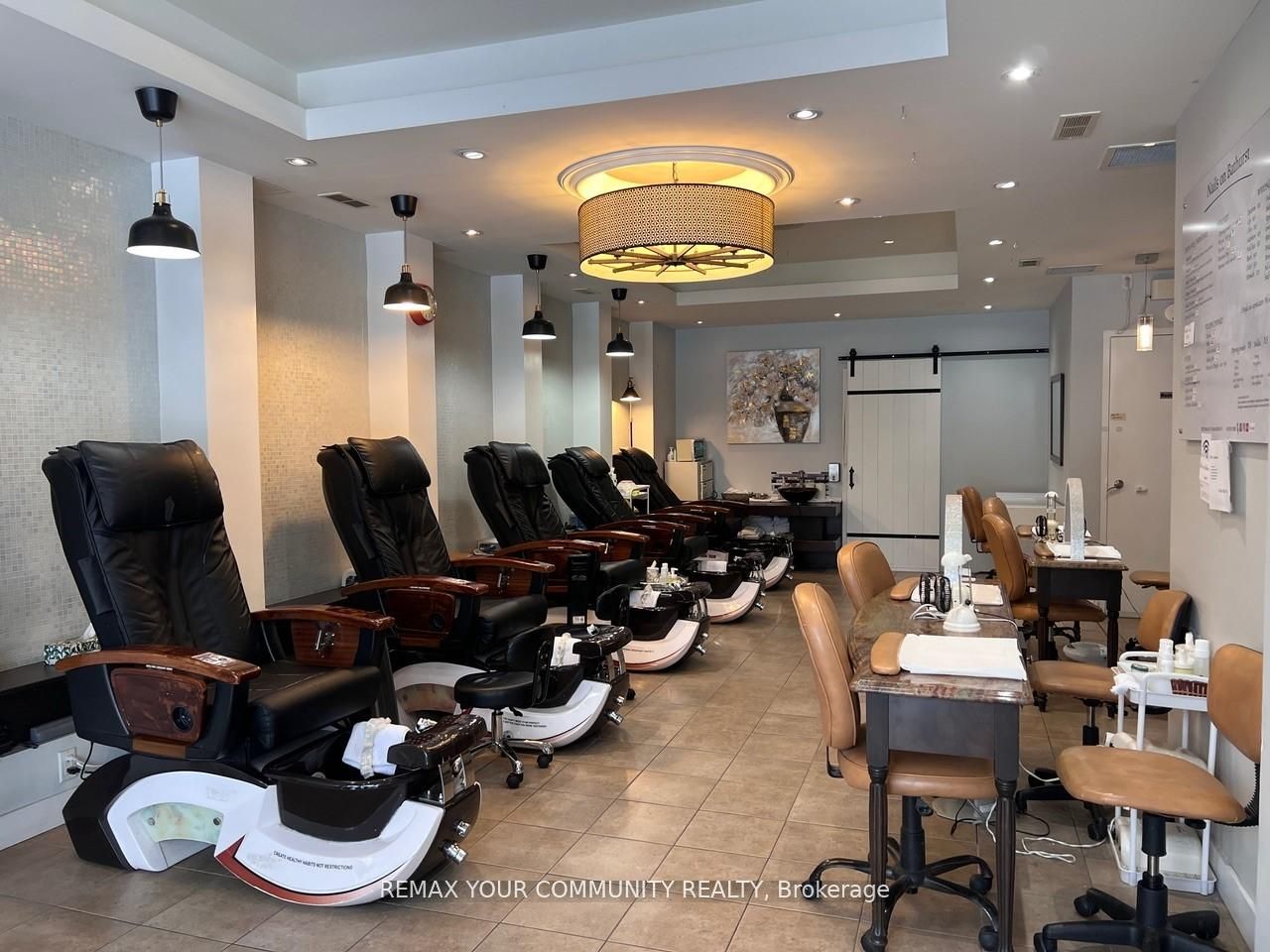 3887 Bathurst Street