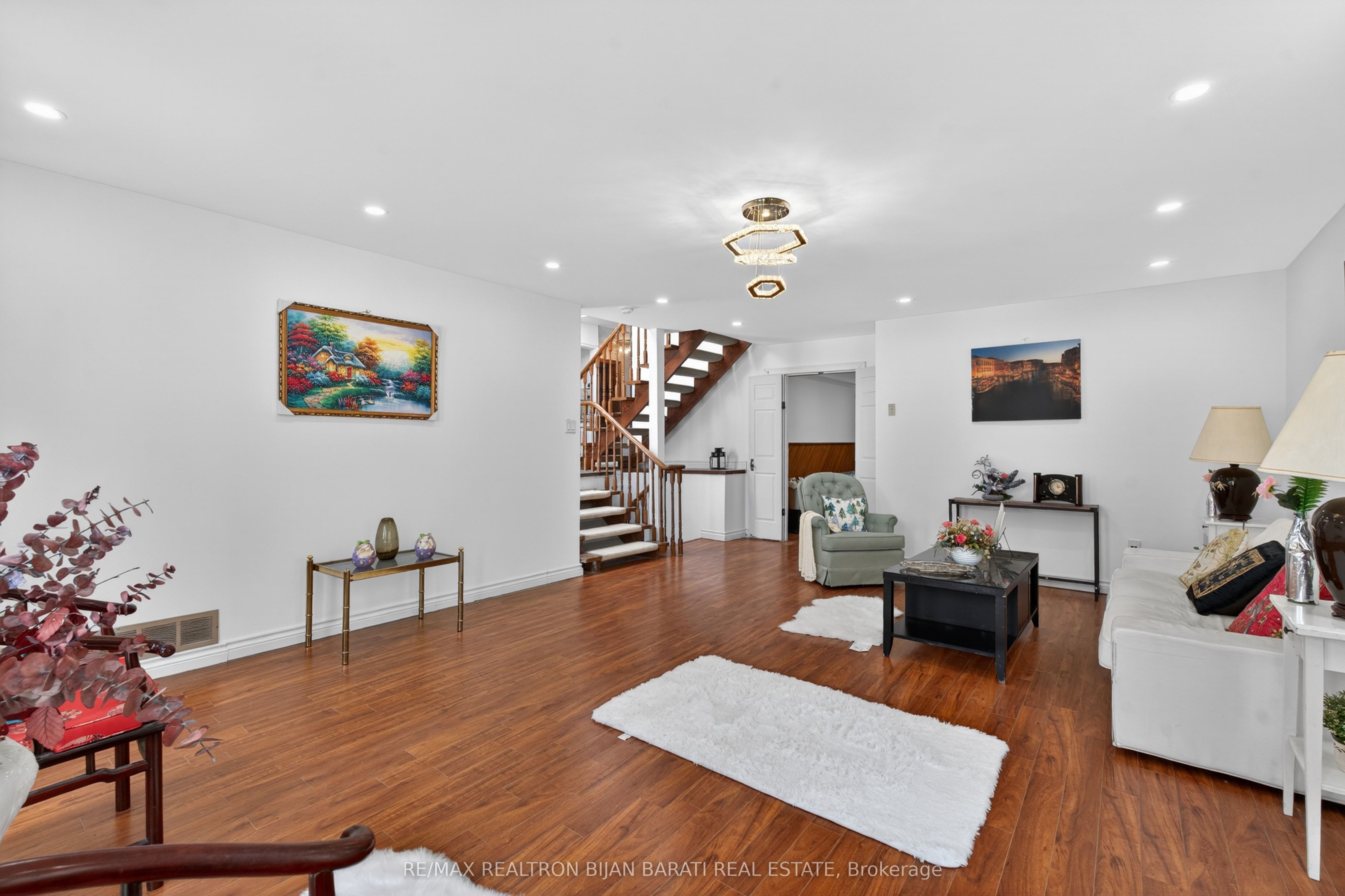 309 Hillcrest Avenue Property Photo 24