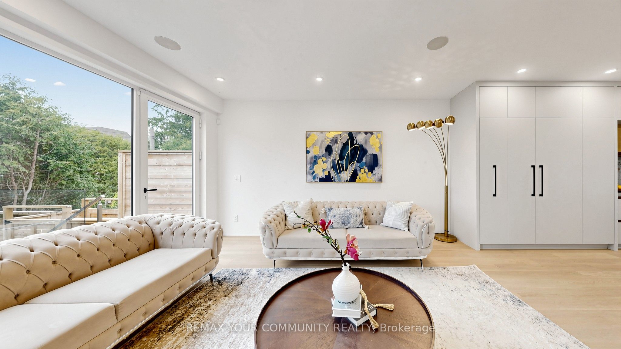 2970a Bayview Avenue Property Photo 4