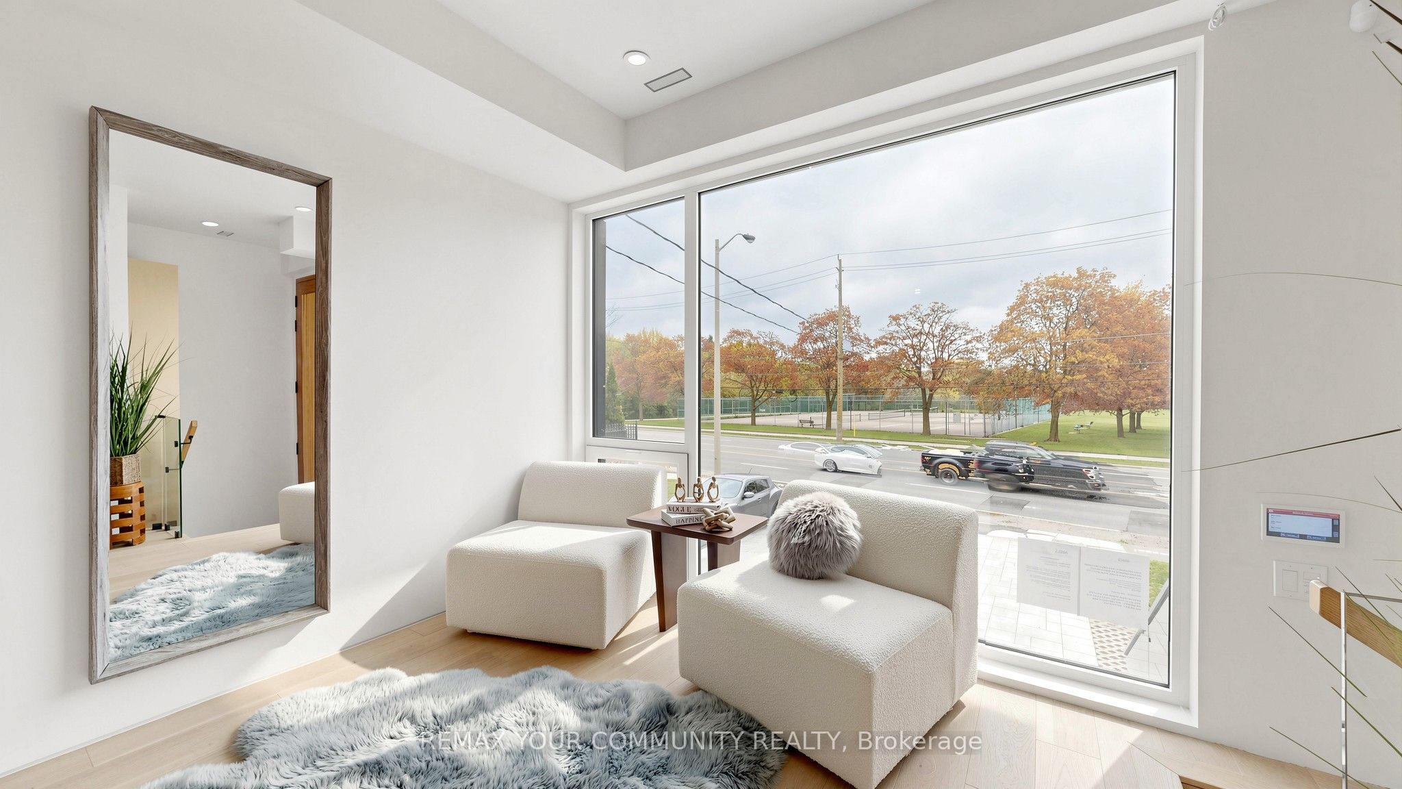 2970a Bayview Avenue Property Photo 14