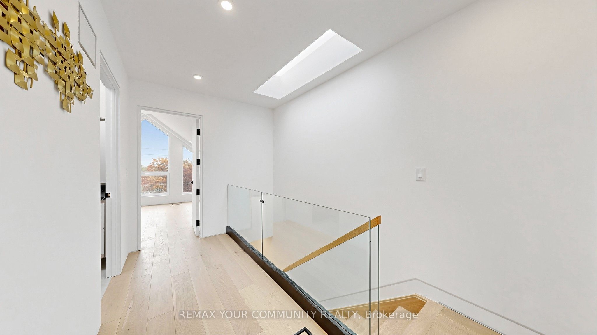 2970a Bayview Avenue Property Photo 29