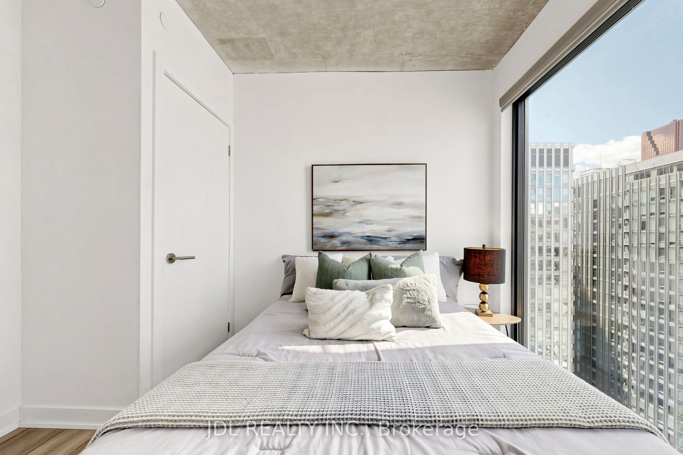 47 Mutual Street 2502 Property Photo 15