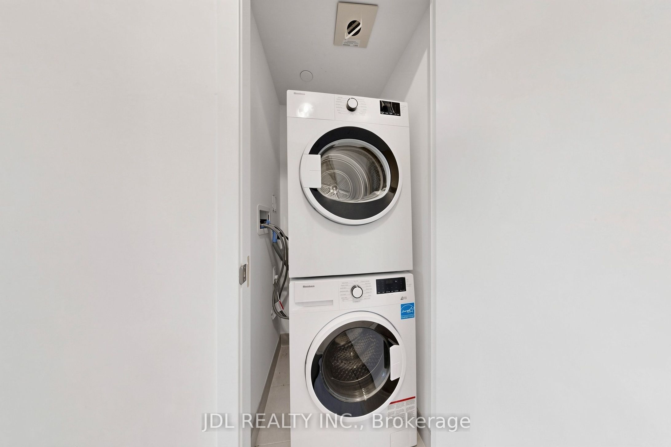 47 Mutual Street 2502 Property Photo 24