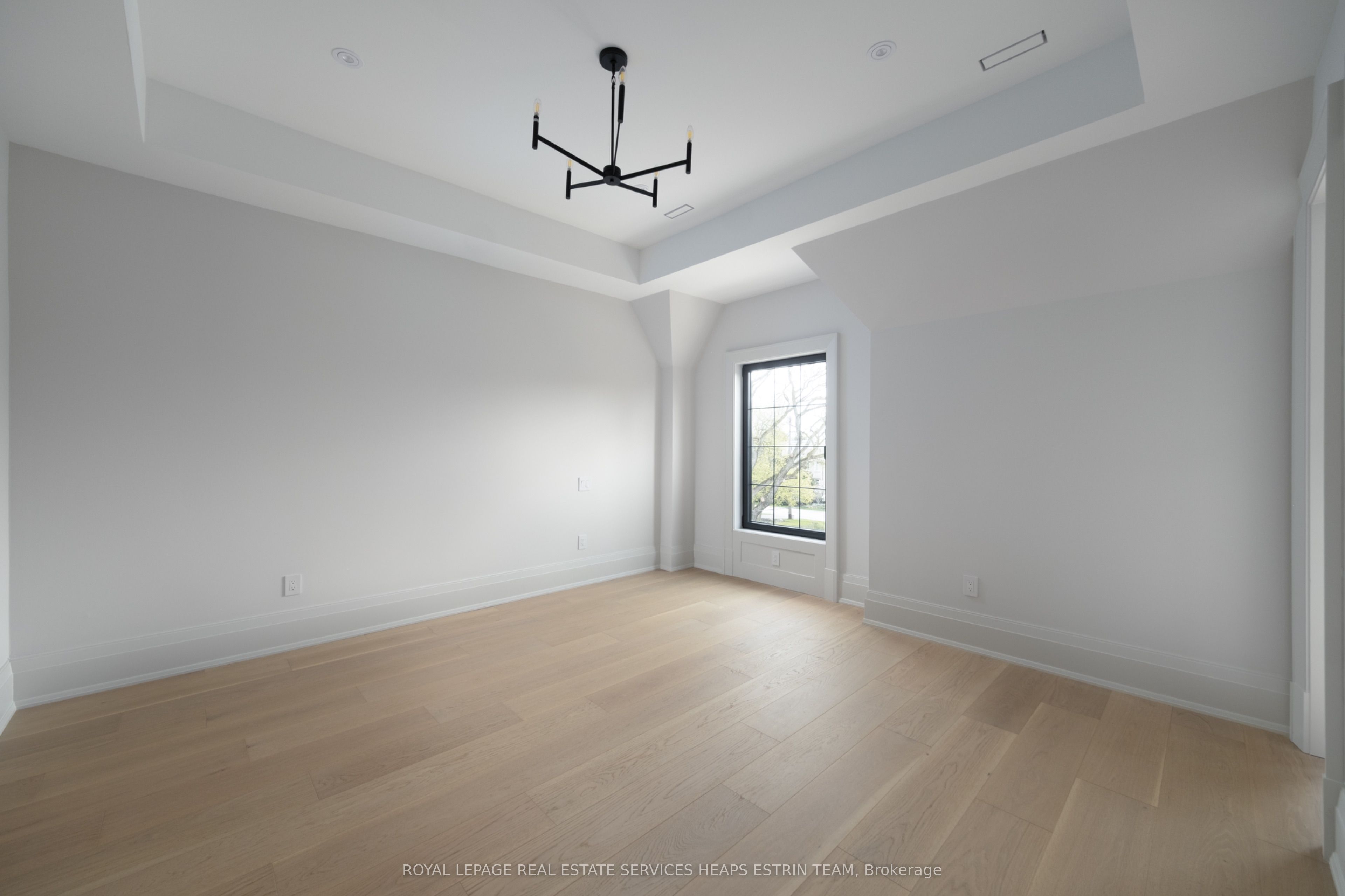 92 Arjay Crescent Property Photo 24