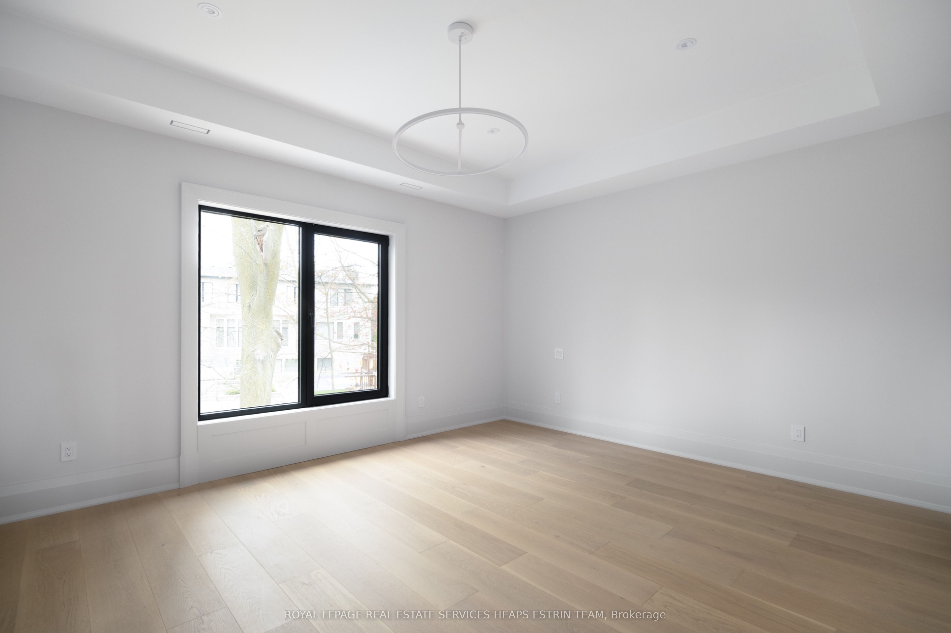 92 Arjay Crescent Property Photo 31