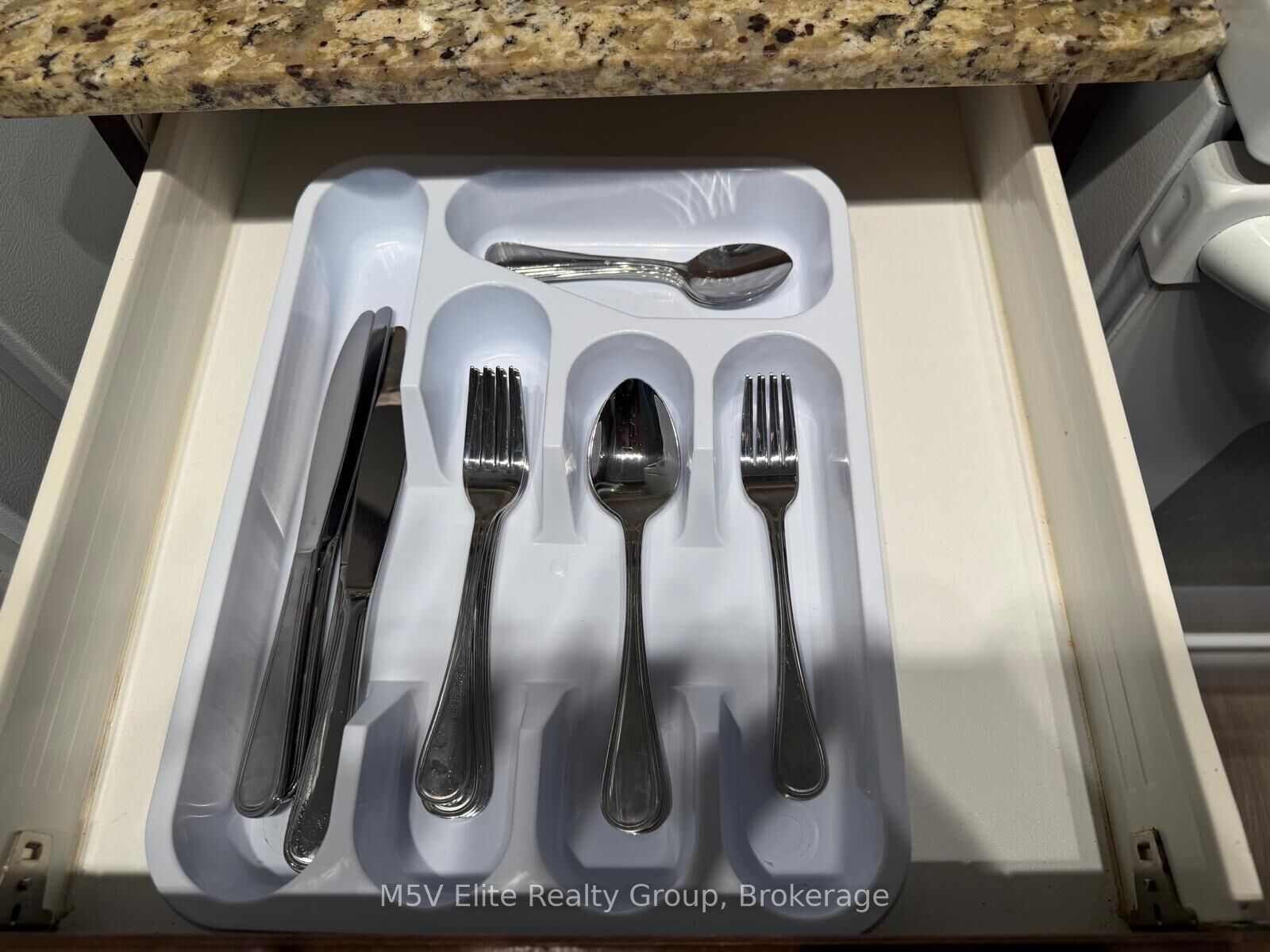 C13117874 Property Photo 21