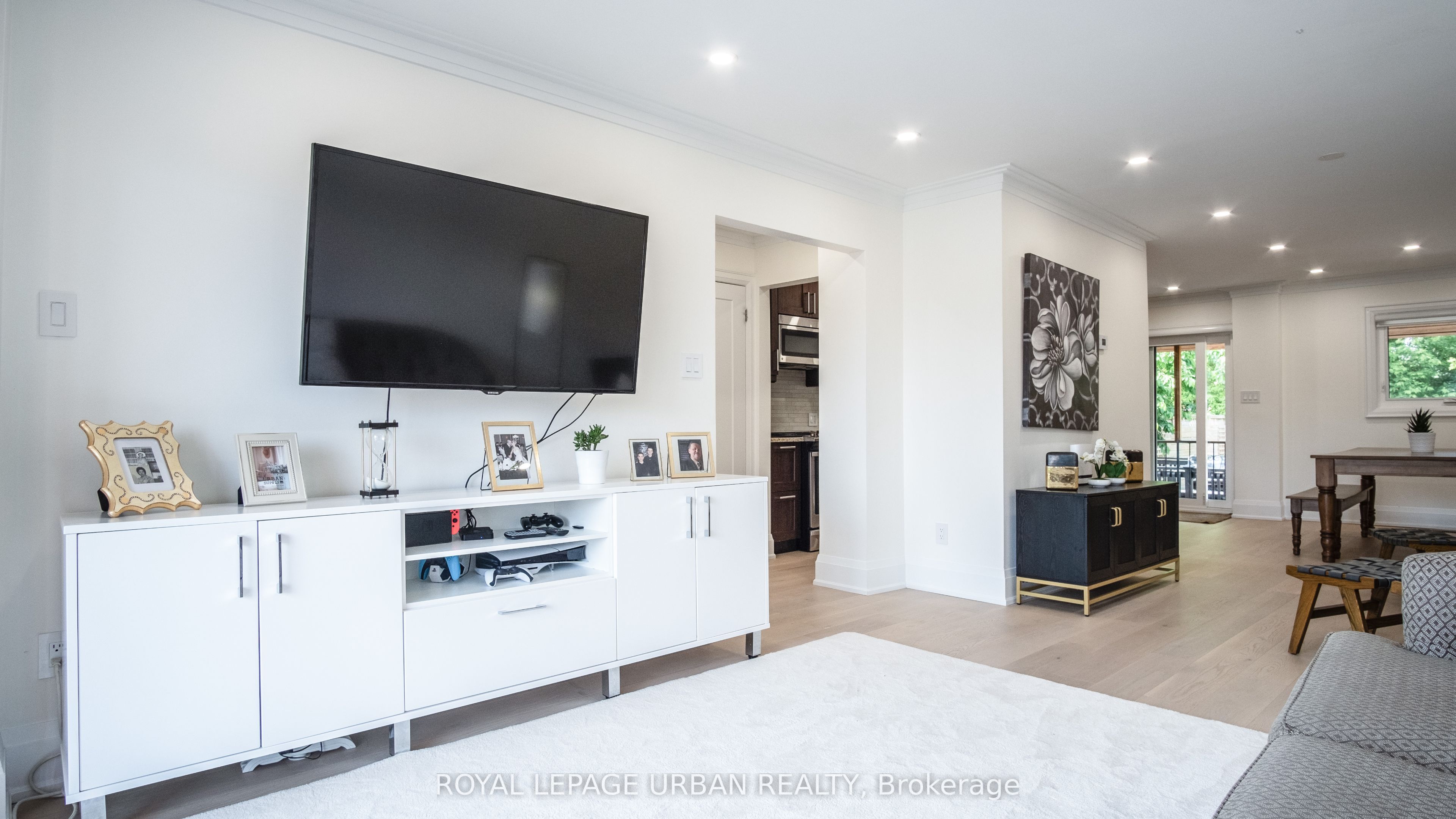434 Westmount Avenue Property Photo 6