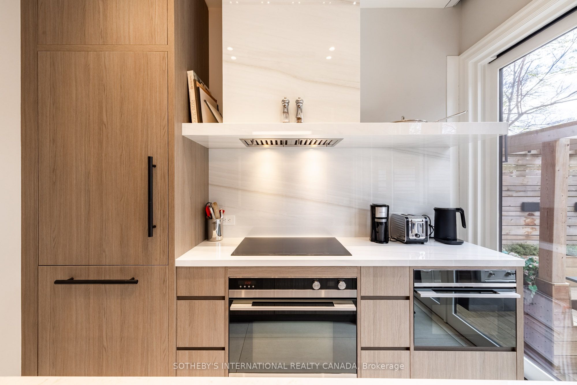 33 Tranby Avenue Property Photo 14