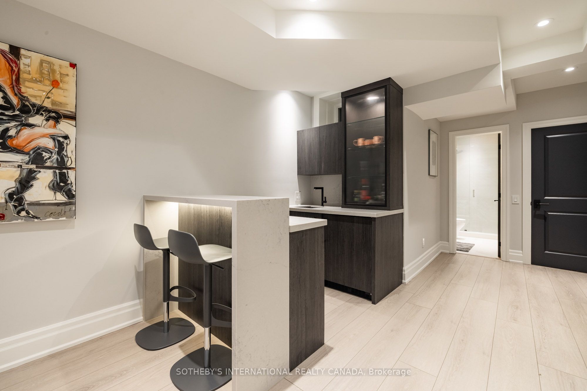 33 Tranby Avenue Property Photo 27