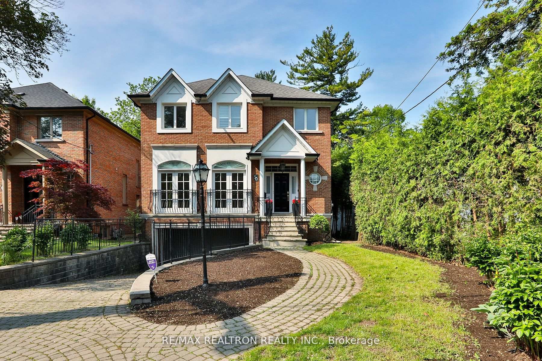 38 Gwendolen Crescent Property Photo 1