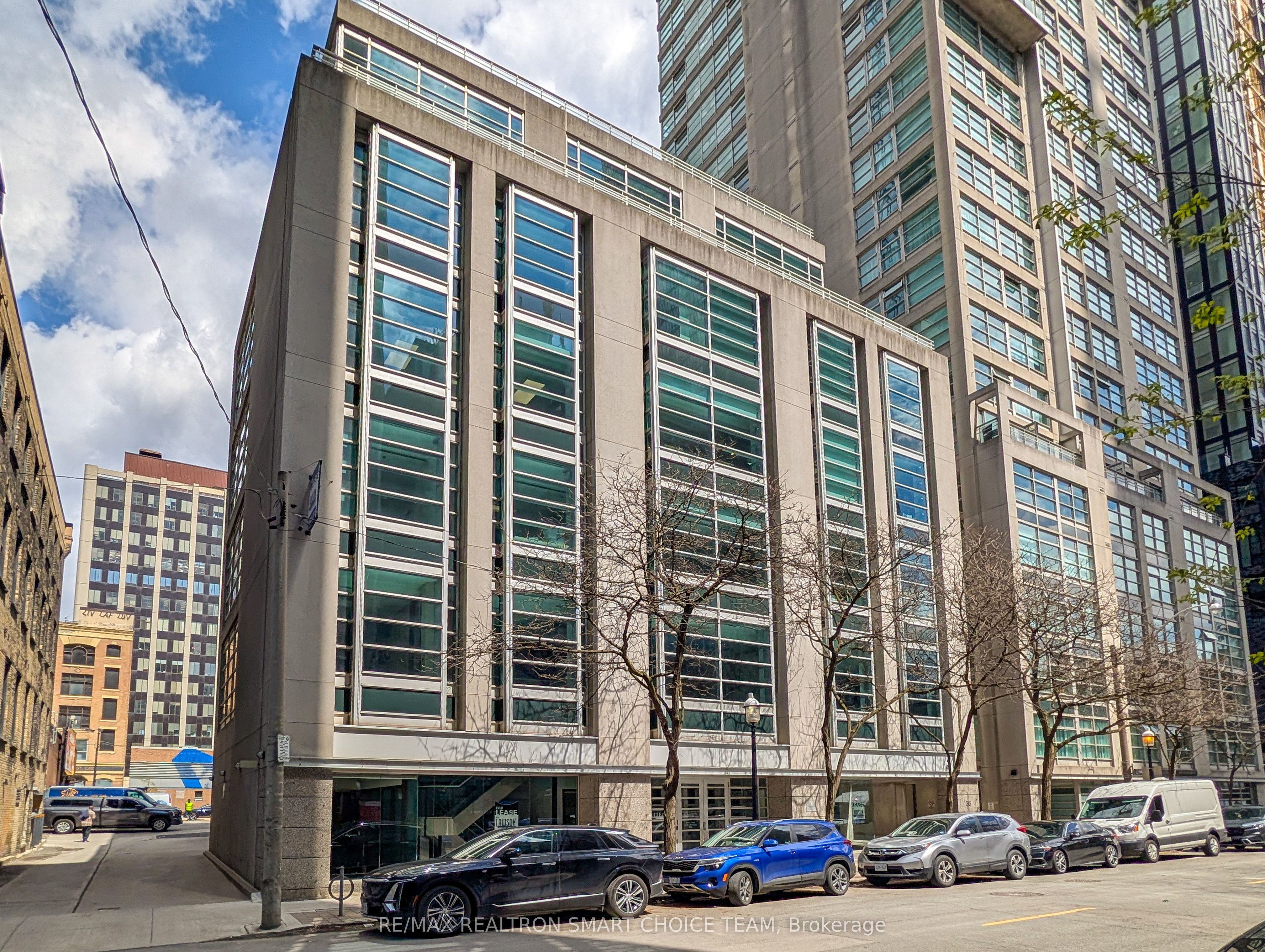 36 Lombard Street 501-b Property Photo 1
