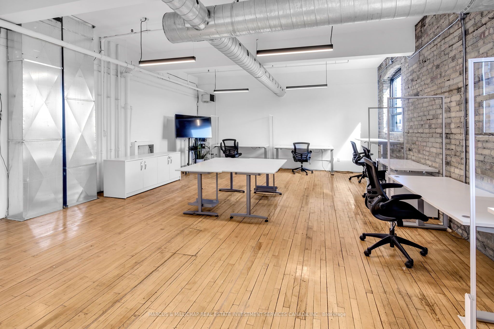 639 Queen Street W 503 Property Photo 2