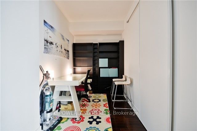 33 Charles Street E 2601 Property Photo 13