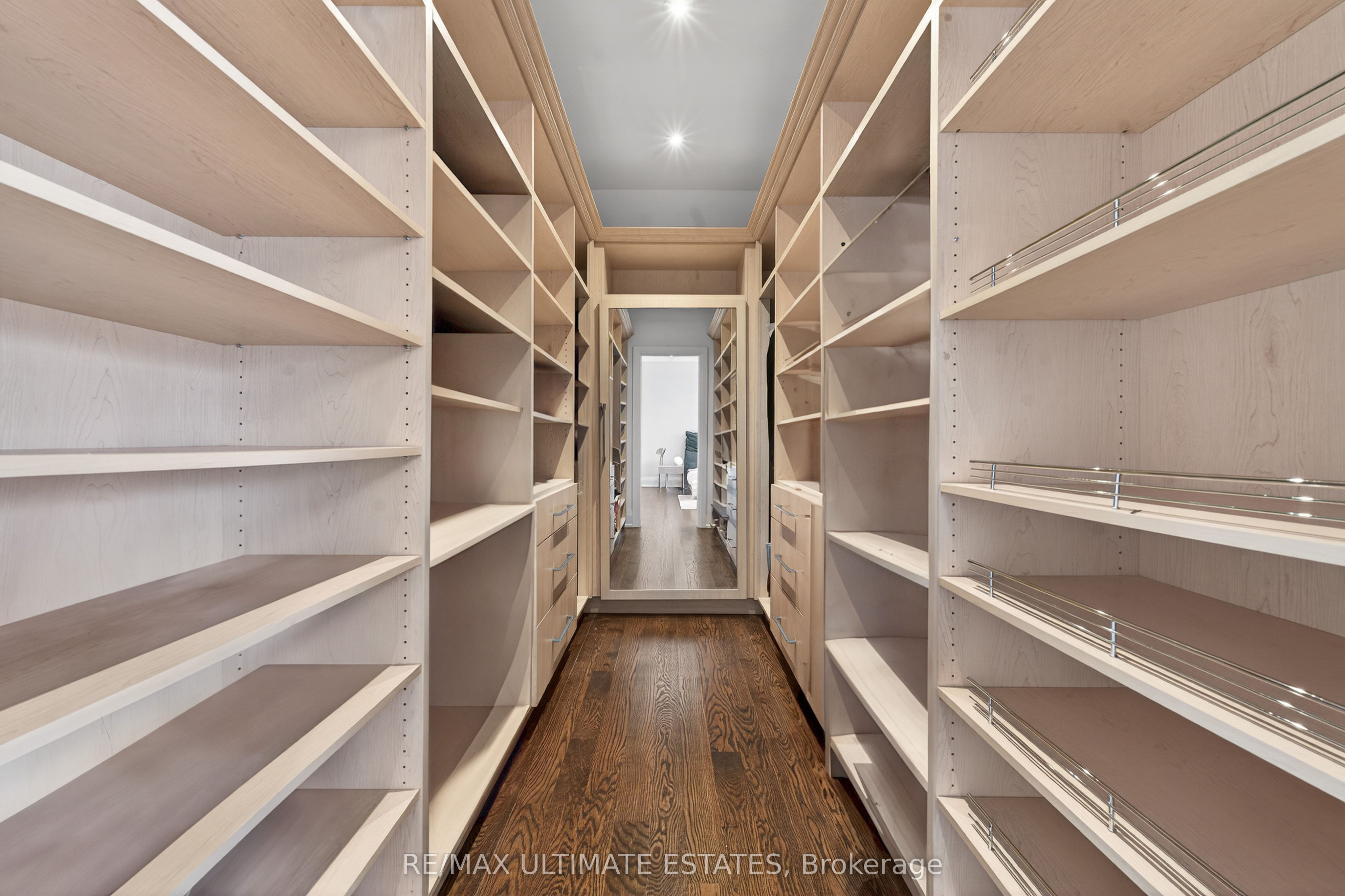 150 Norton Avenue Property Photo 20