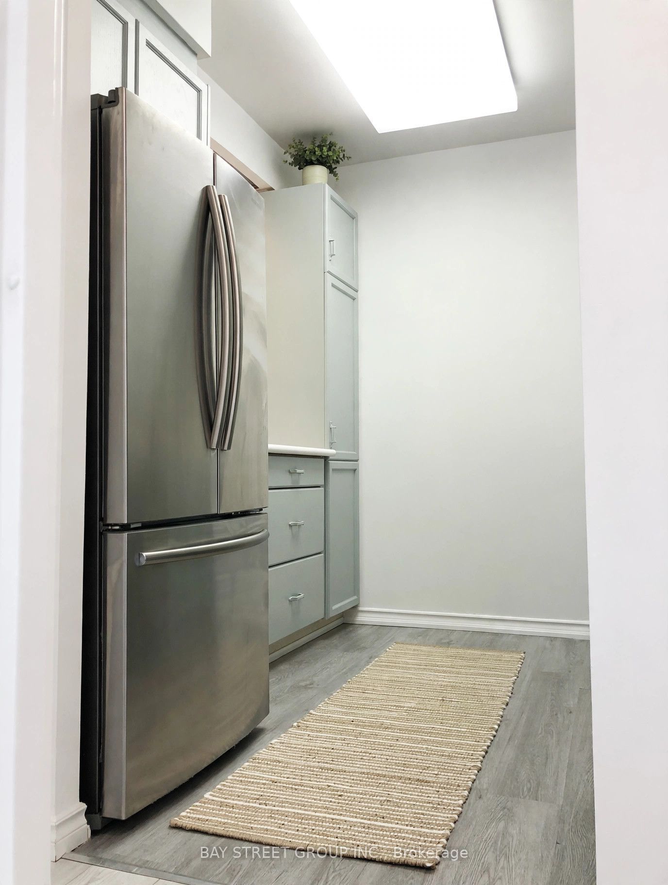 284 Bloor Street W 308 Property Photo 15
