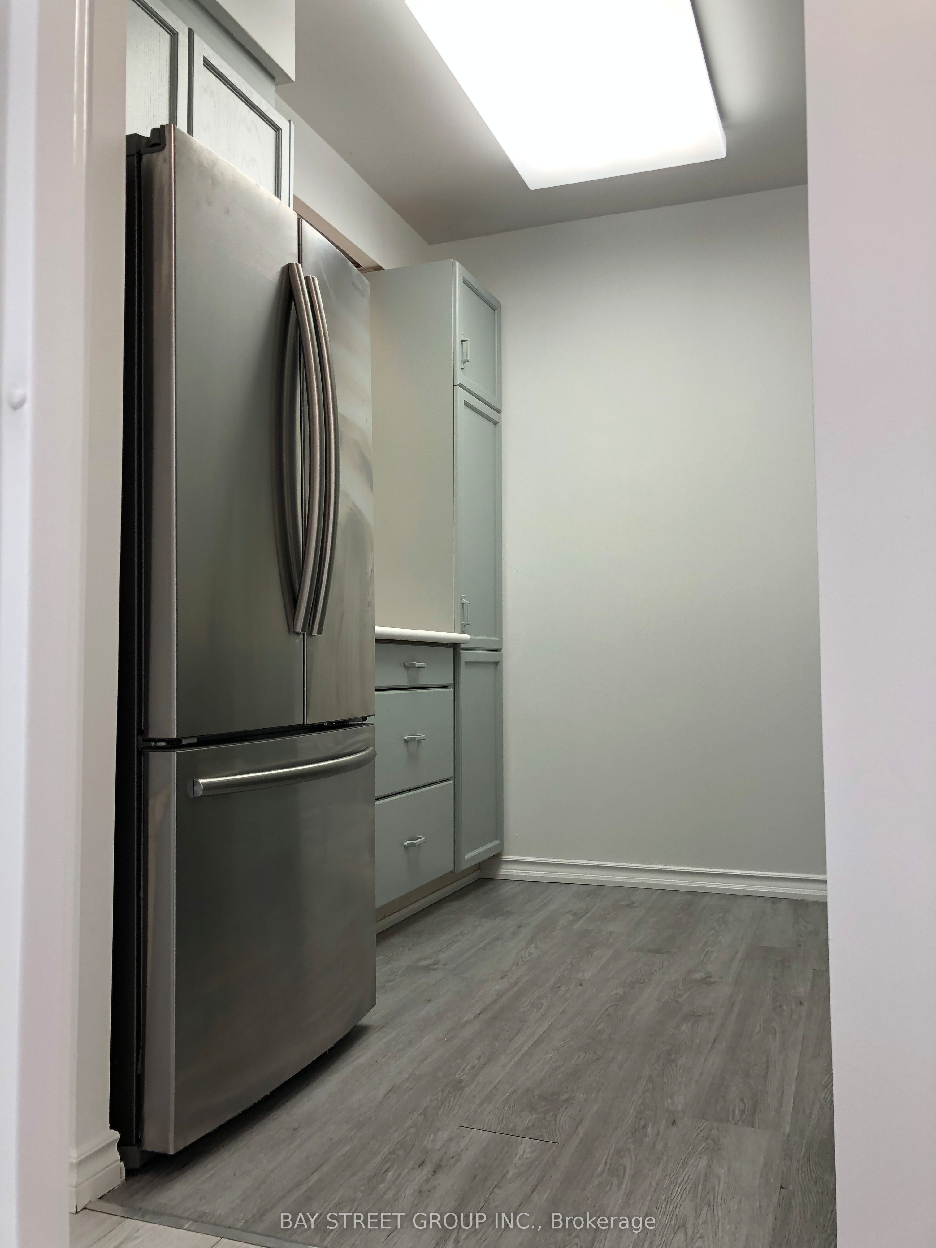 284 Bloor Street W 308 Property Photo 16