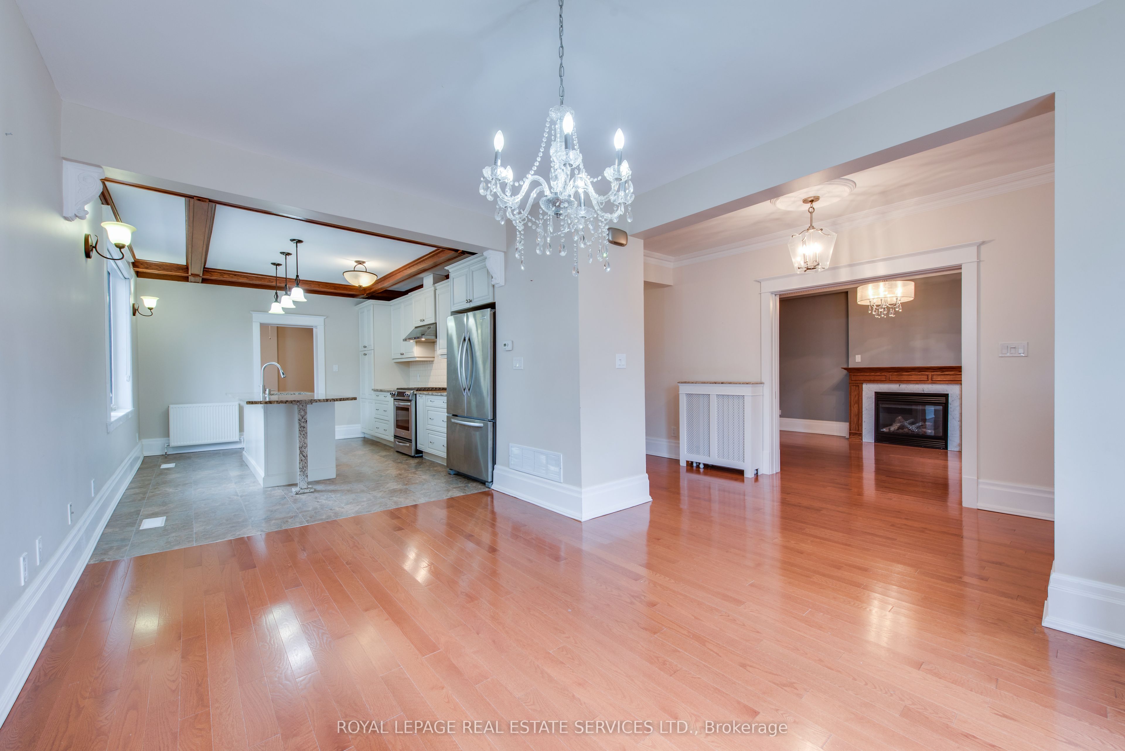 18 Shorncliffe Avenue Property Photo 9