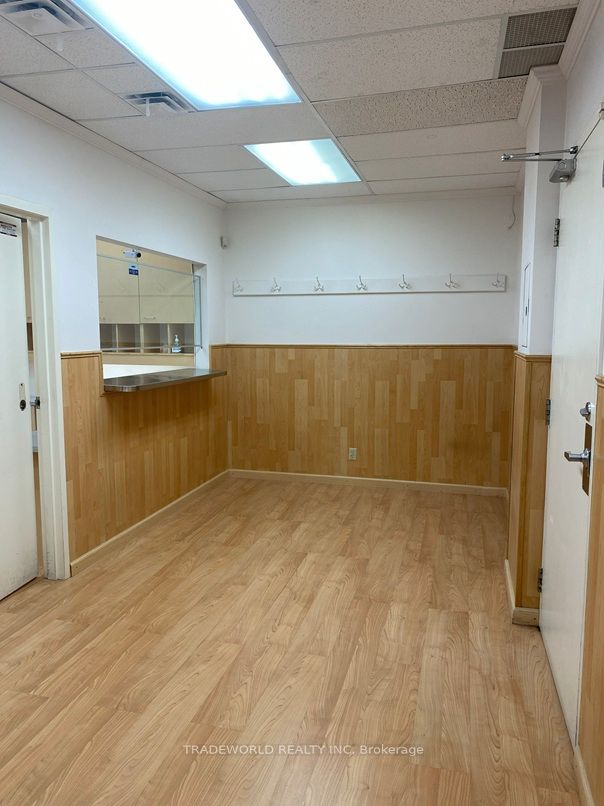 1110 Sheppard Avenue 406 Property Photo 12