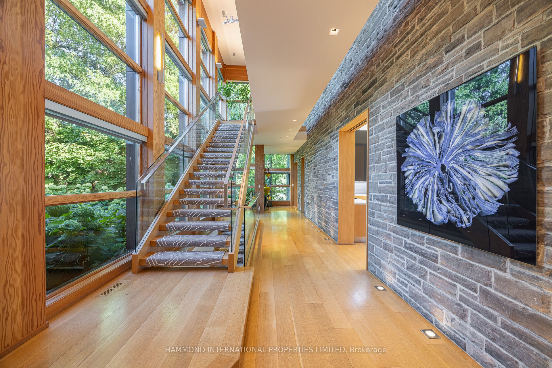 7 Oxbow Road Property Photo 12