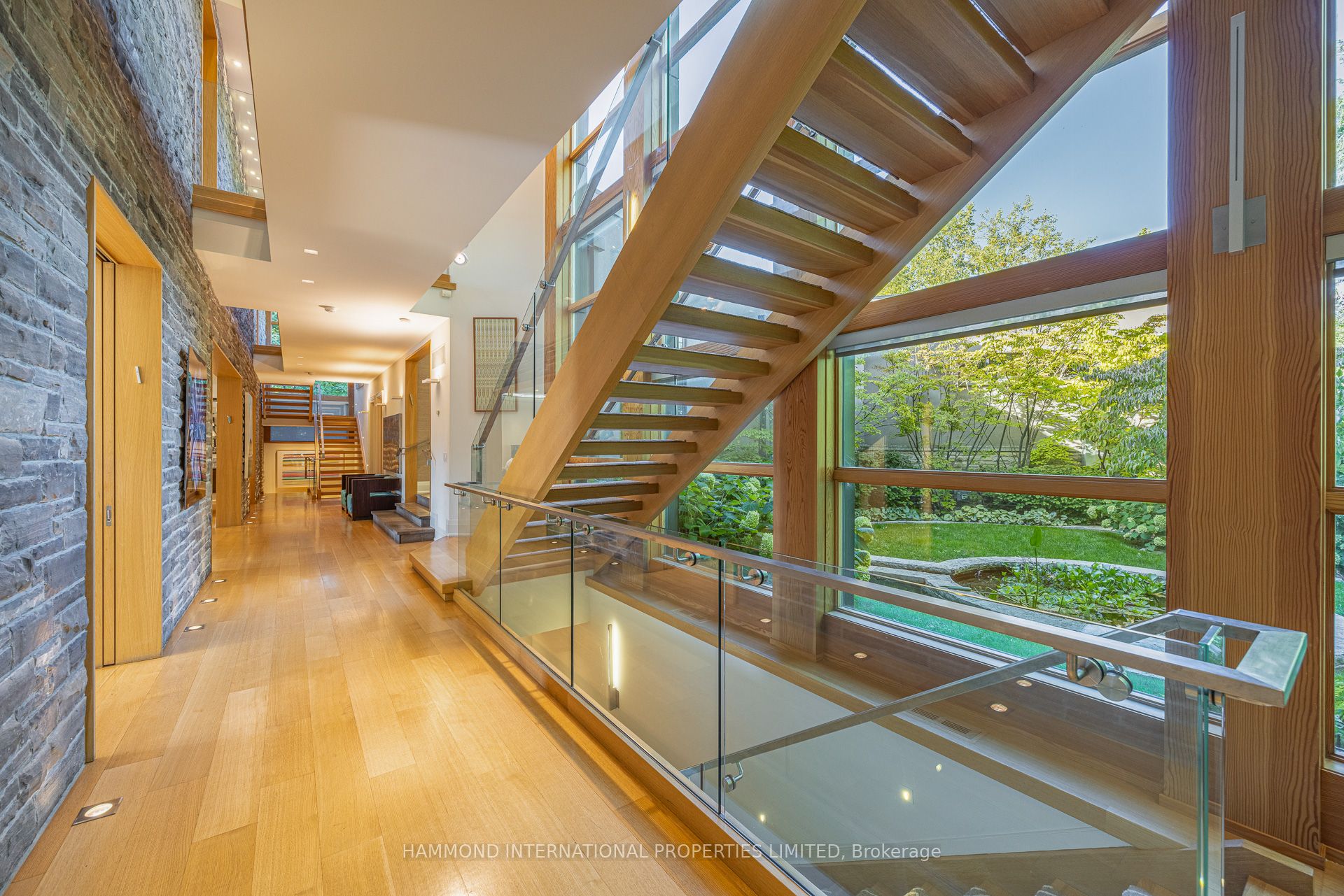 7 Oxbow Road Property Photo 14