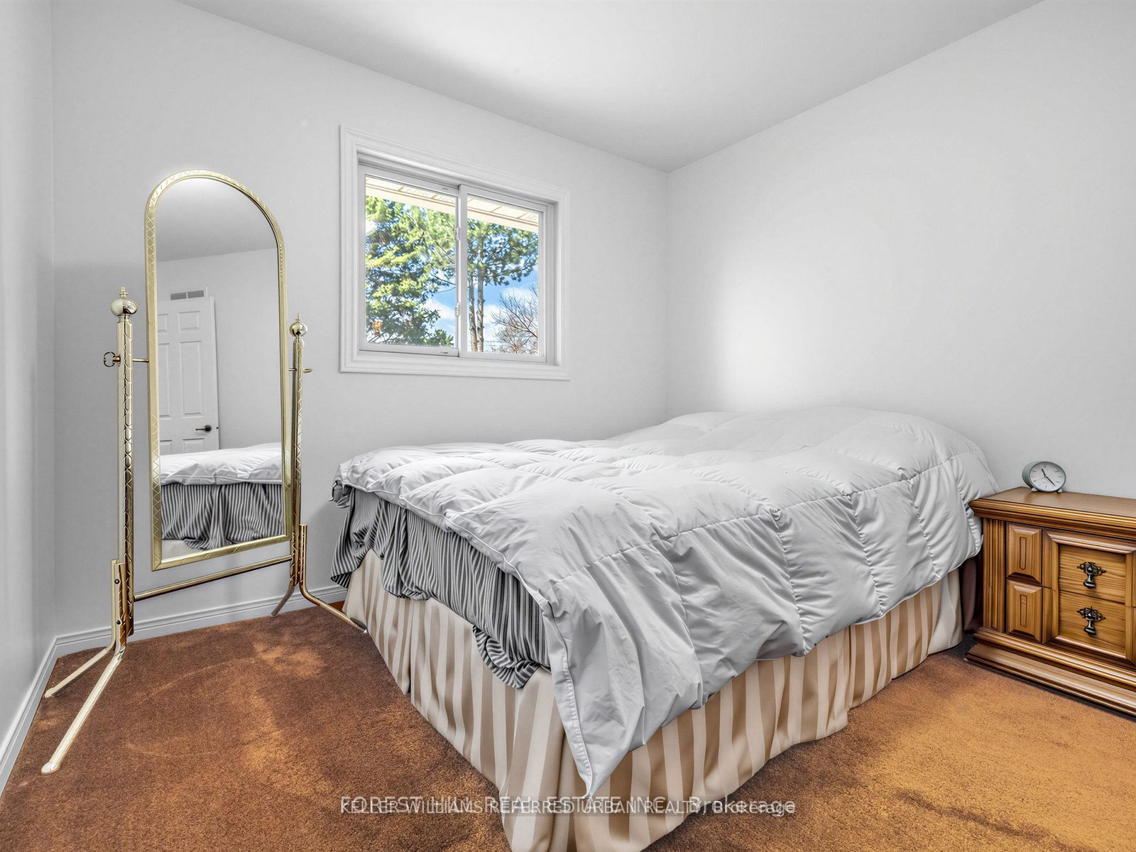 32 Saddletree Drive Property Photo 16