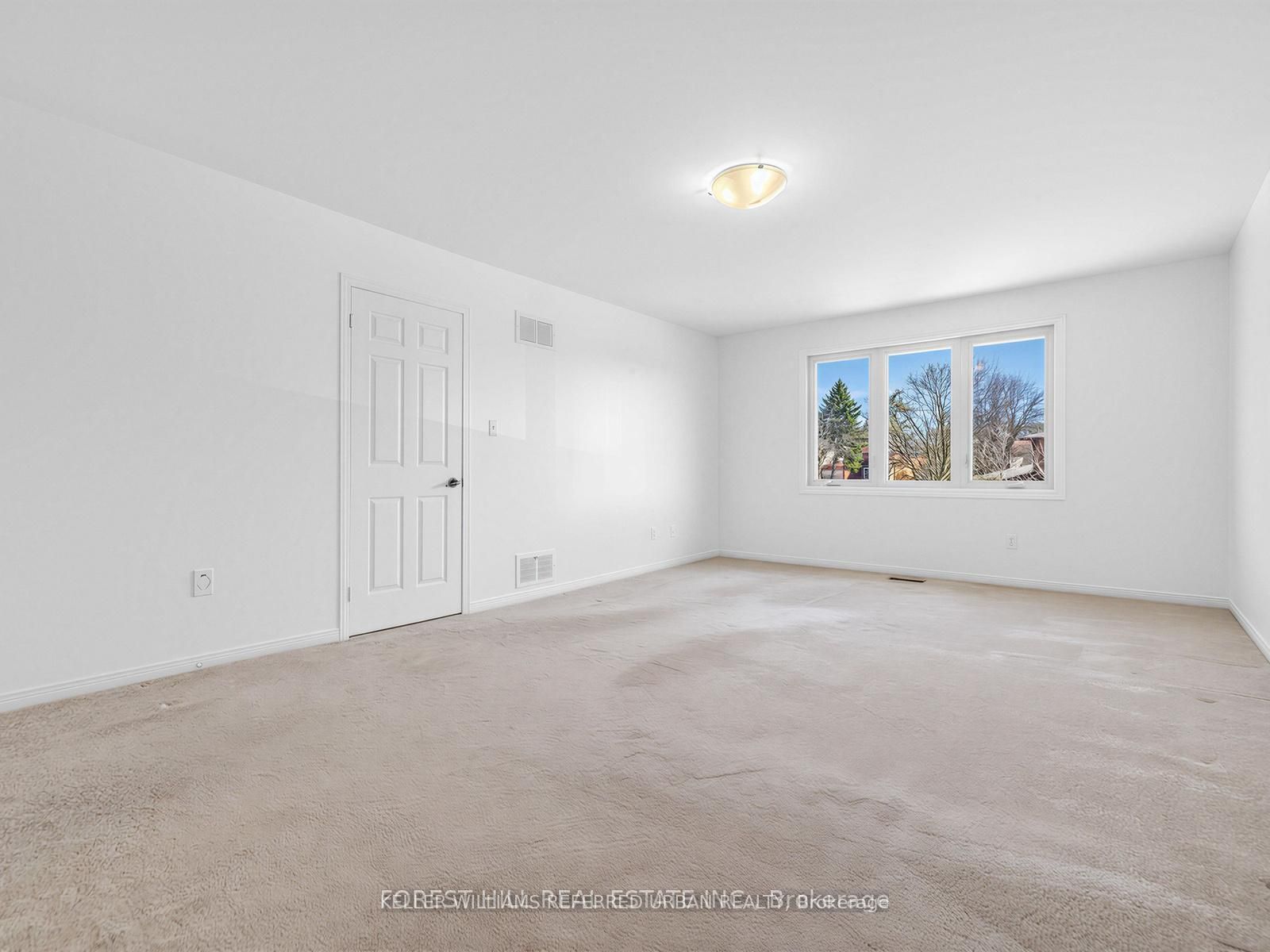 32 Saddletree Drive Property Photo 23