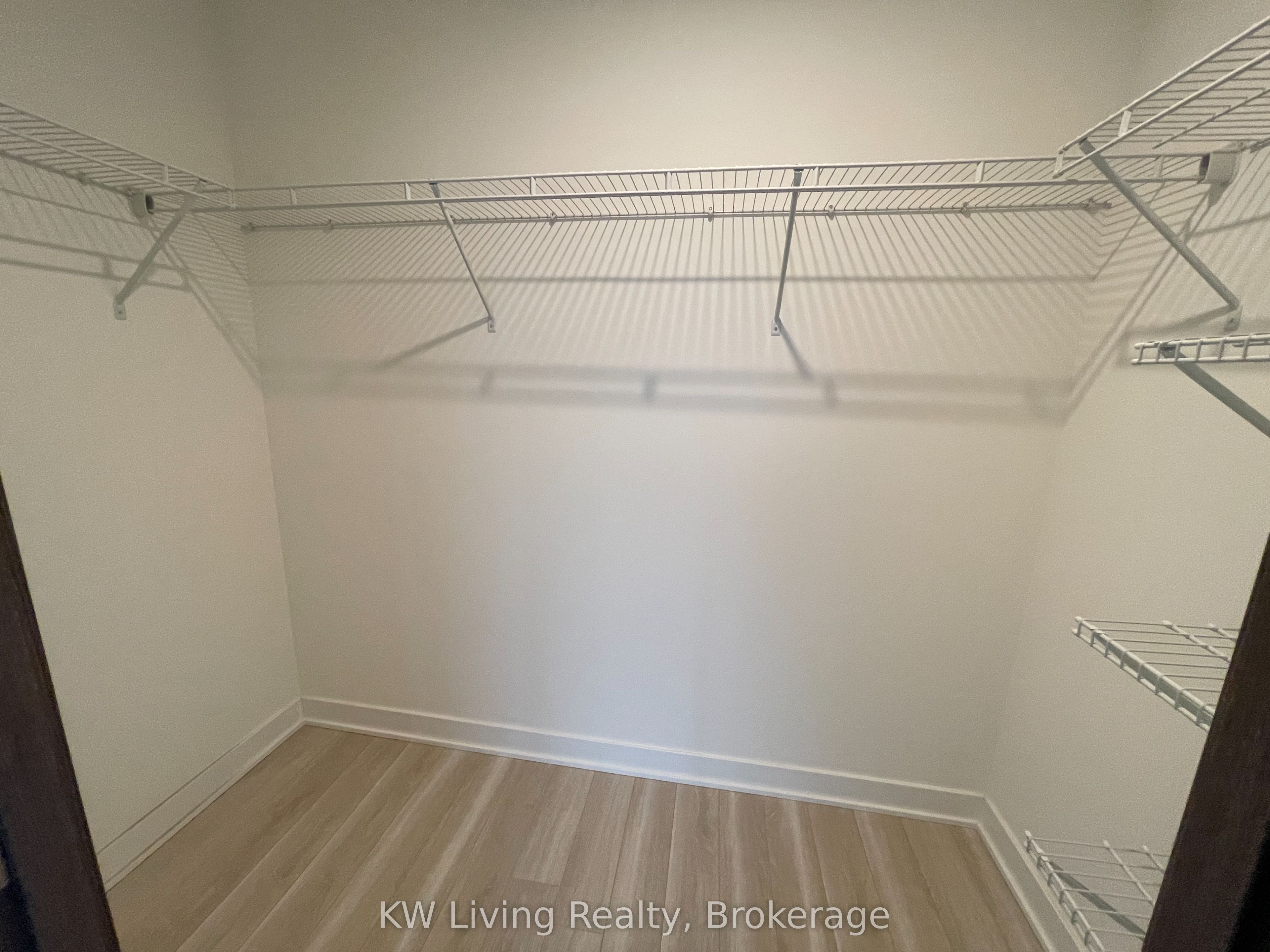 19 Bathurst Street 4202 Property Photo 10
