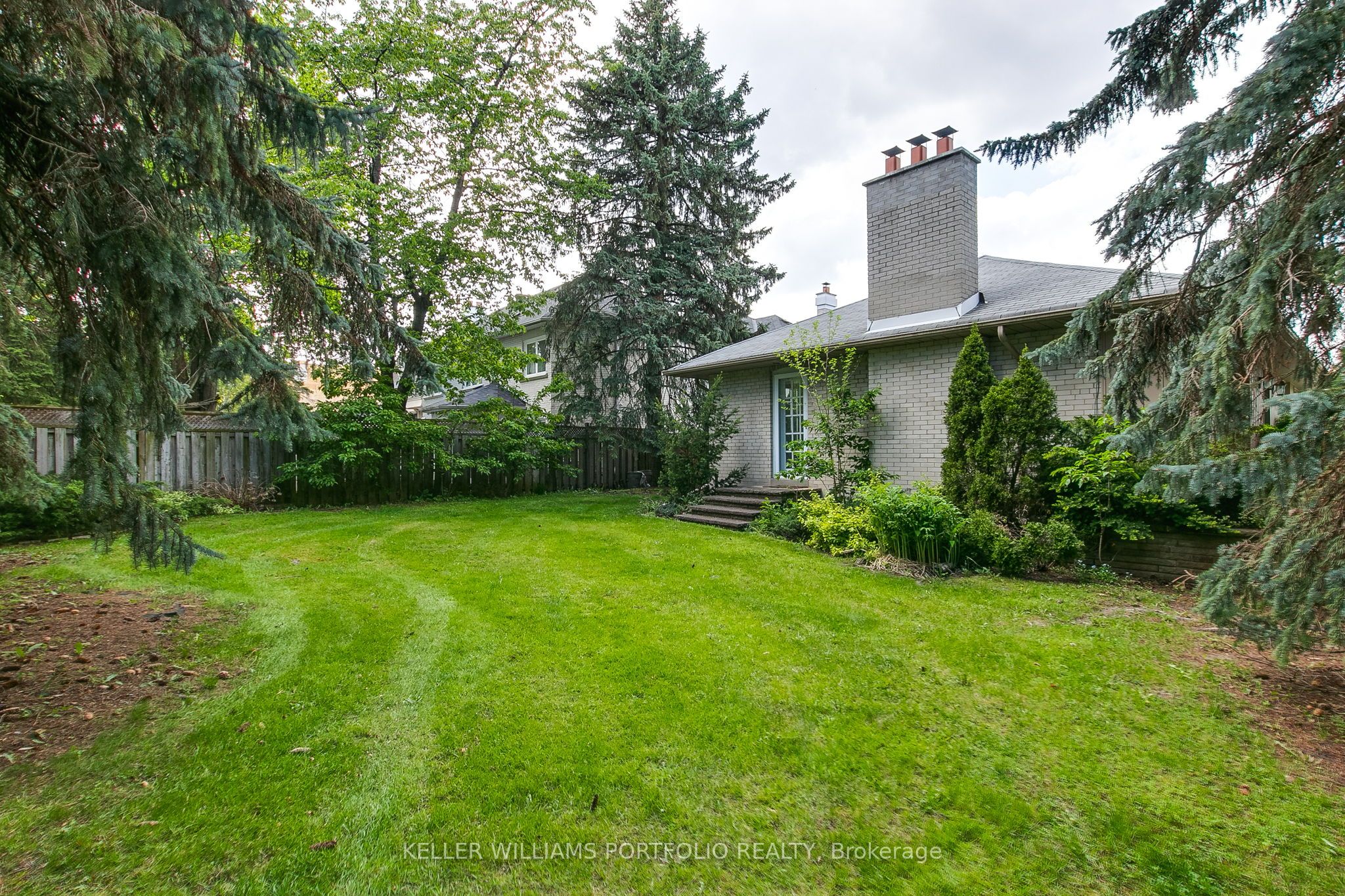 29 Winlock Park Property Photo 25