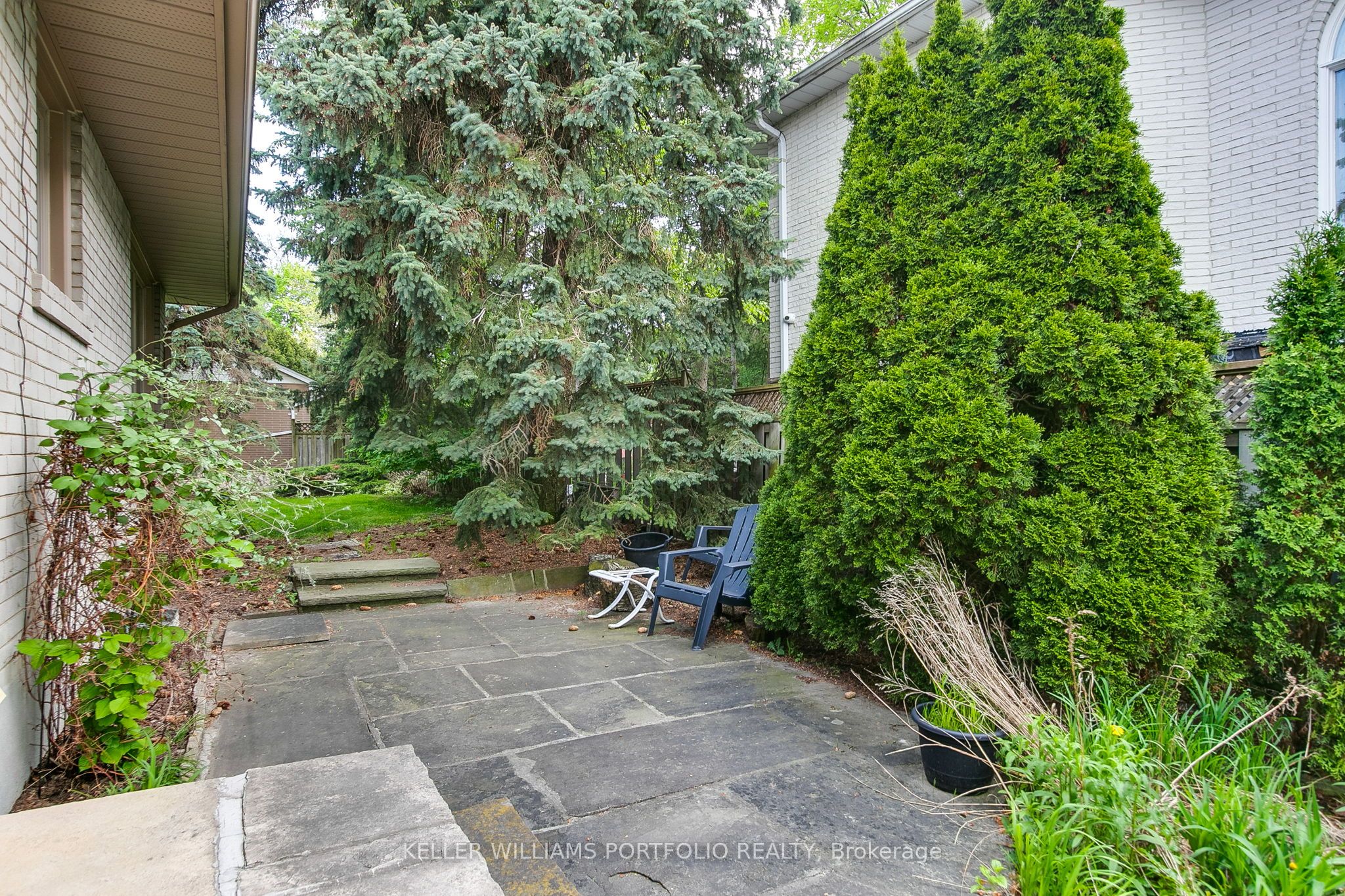 29 Winlock Park Property Photo 28