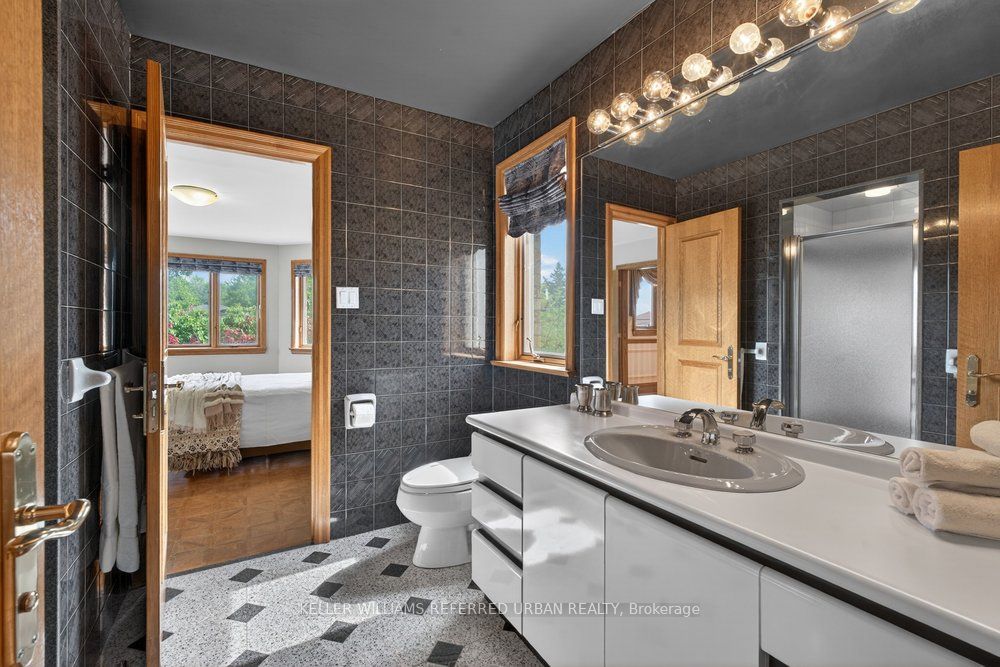 162 Codsell Avenue Property Photo 25