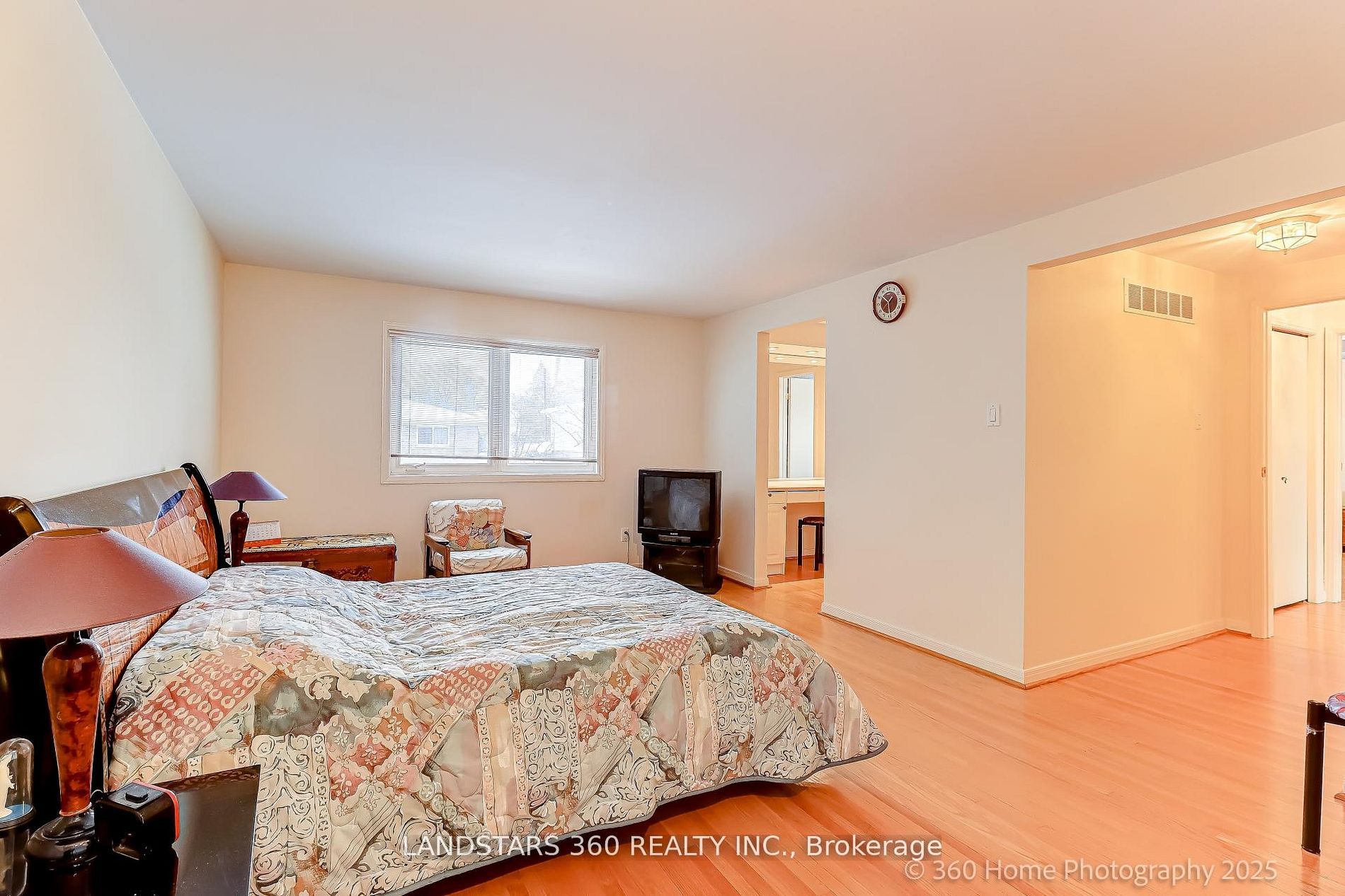 31 Whitehorn Crescent Property Photo 12