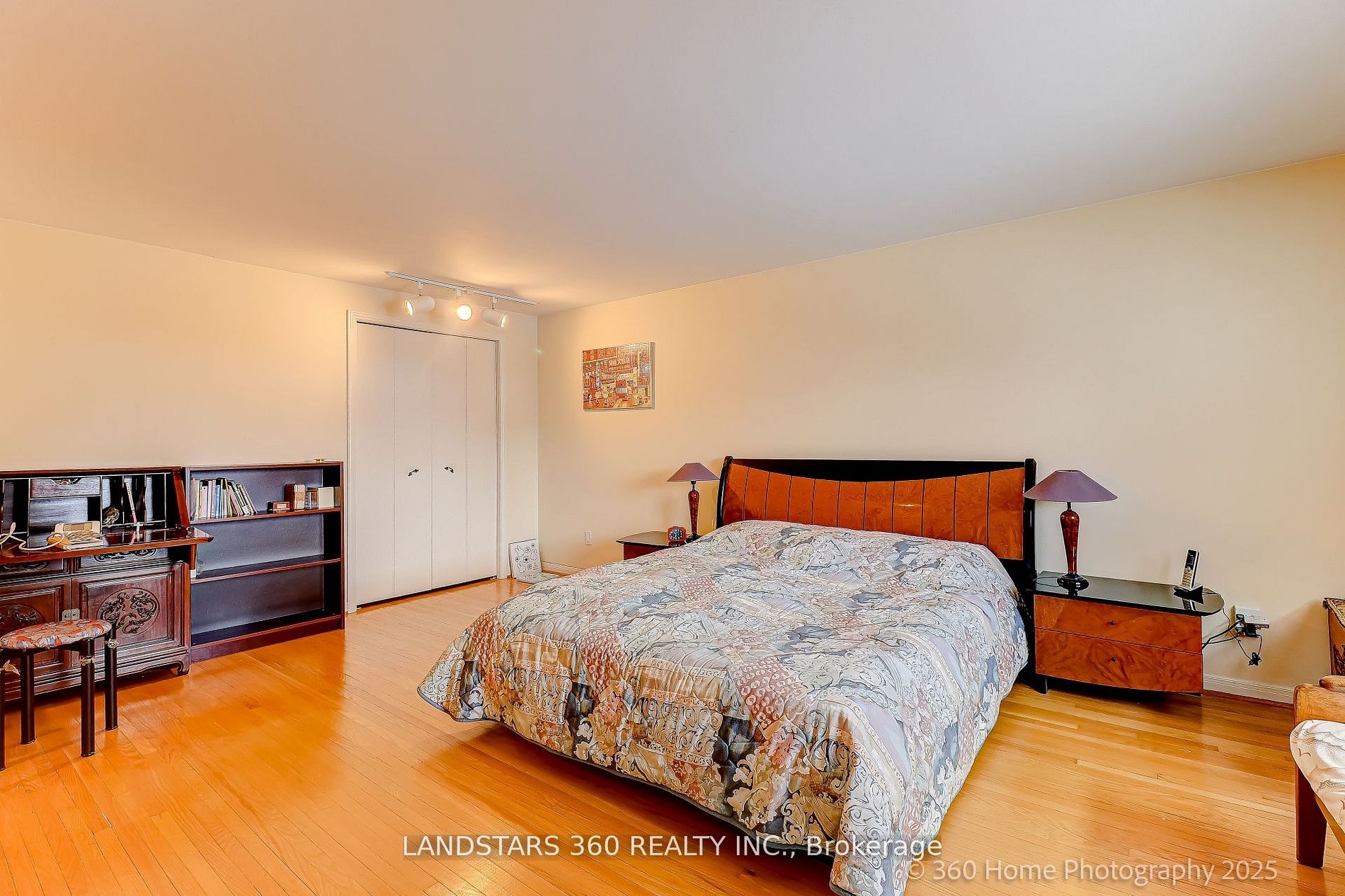 31 Whitehorn Crescent Property Photo 13