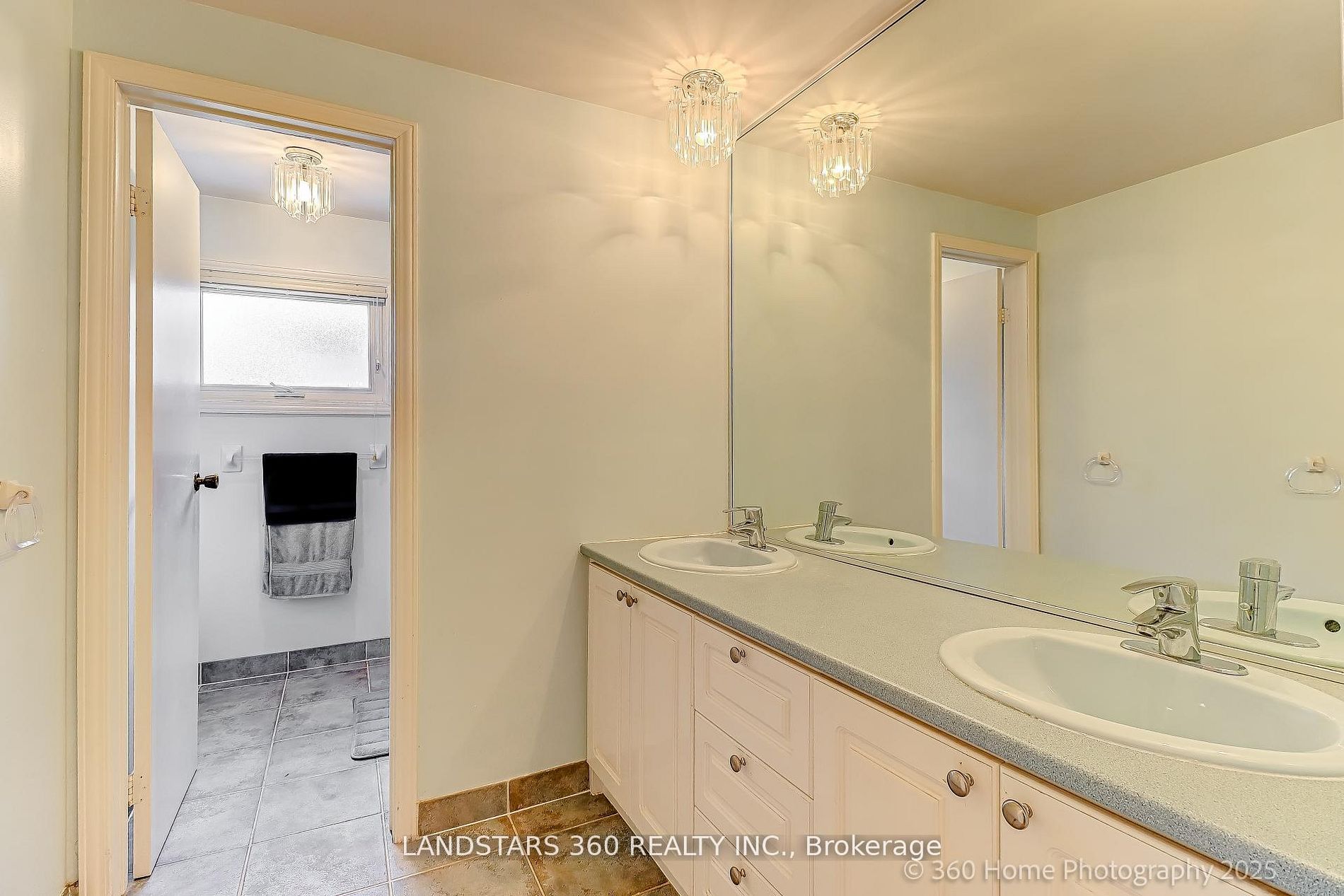 31 Whitehorn Crescent Property Photo 20