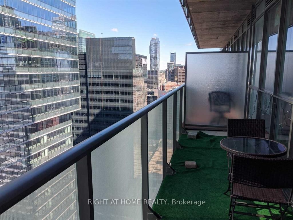 55 Bremner Boulevard 3411 Property Photo 11