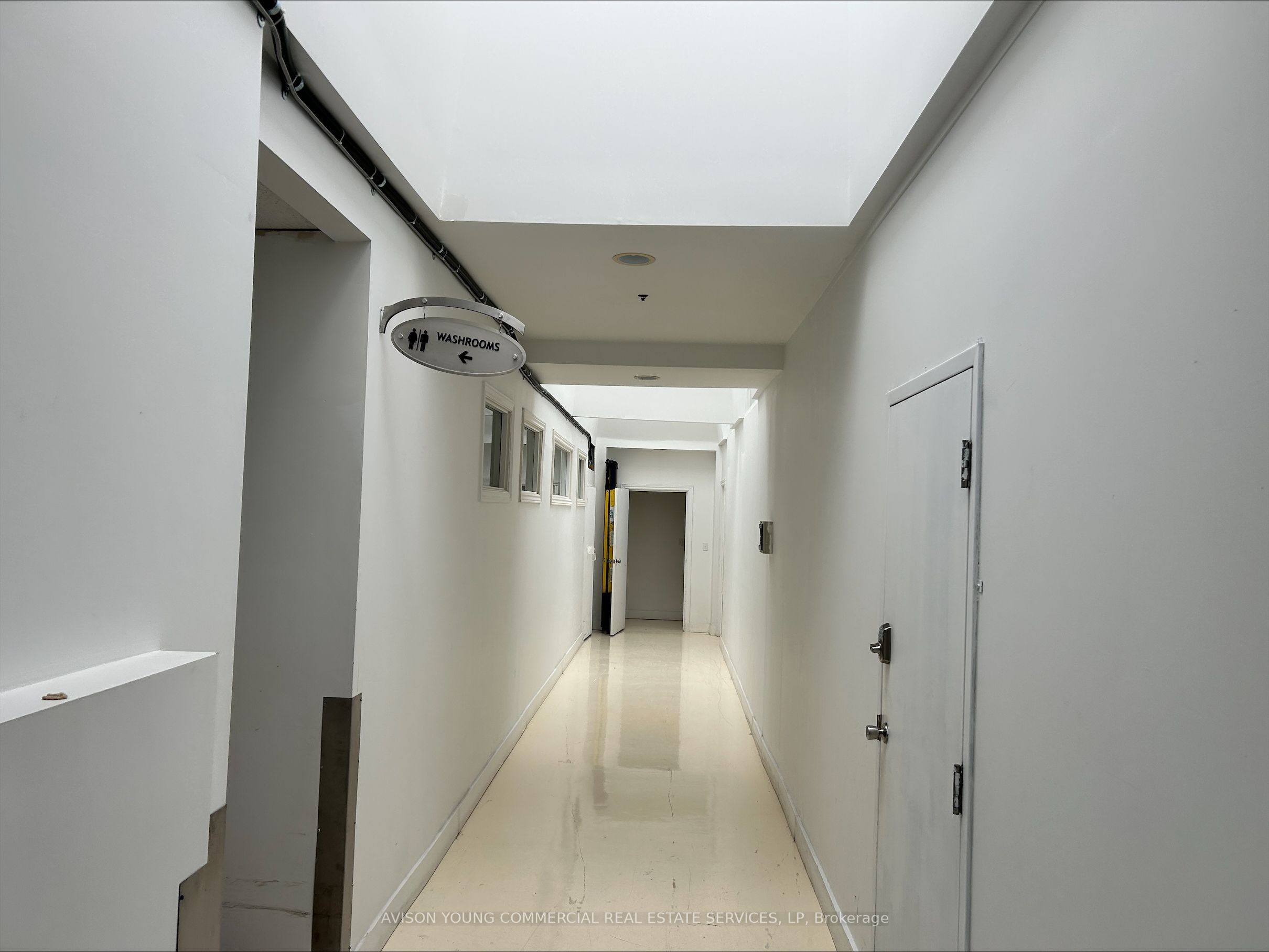 25 Lesmill Road B Property Photo 5