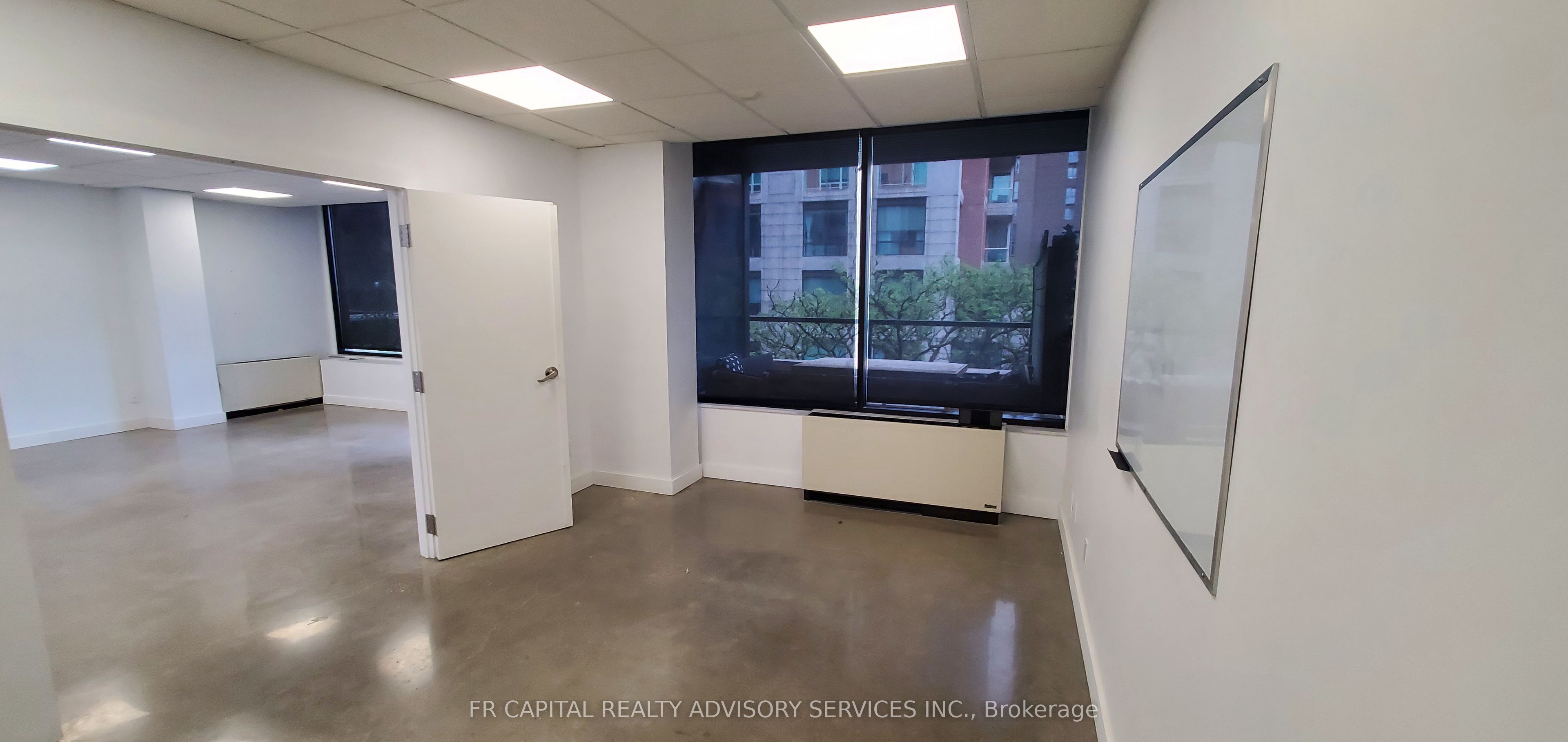 70 Yorkville Avenue 30 Property Photo 5