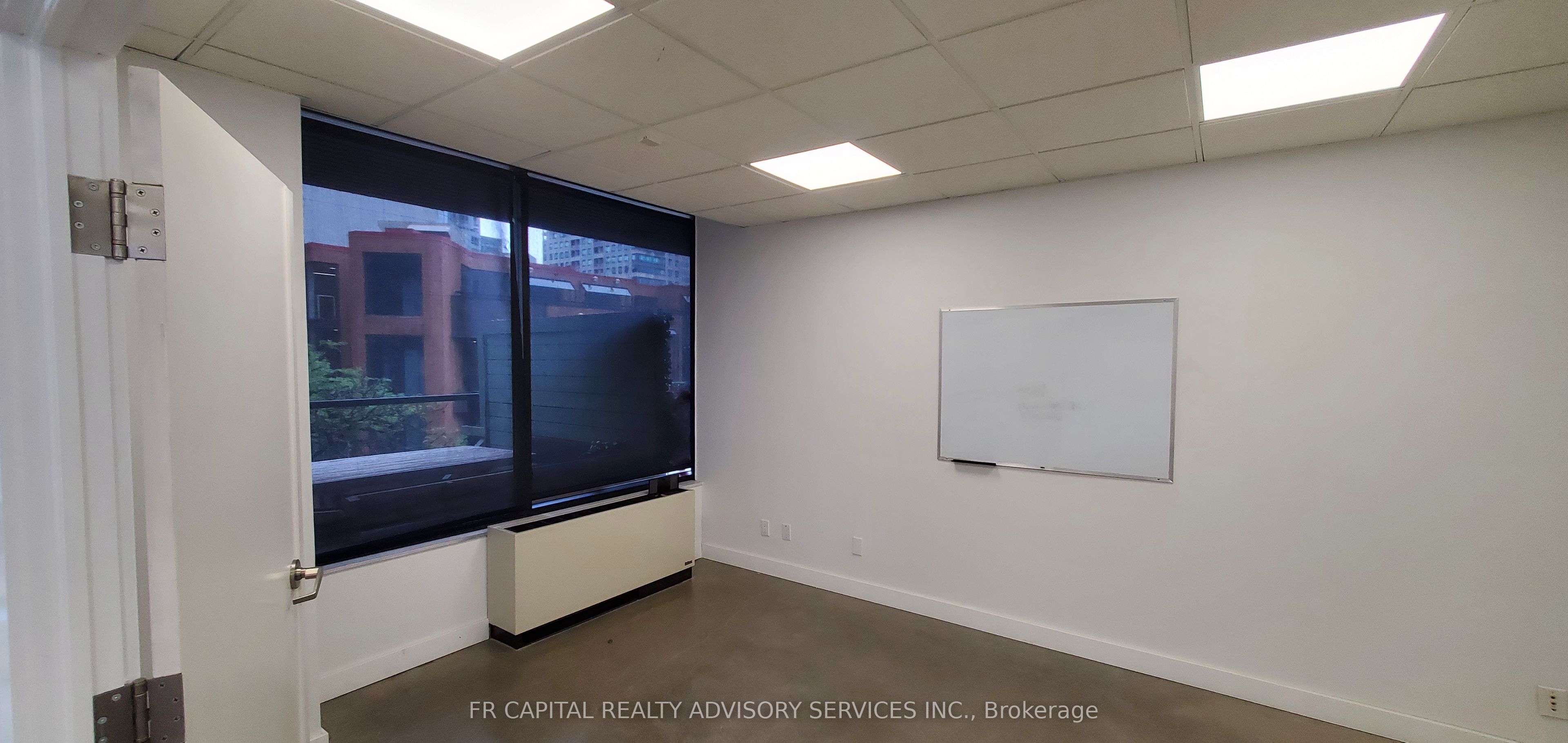 70 Yorkville Avenue 30 Property Photo 6