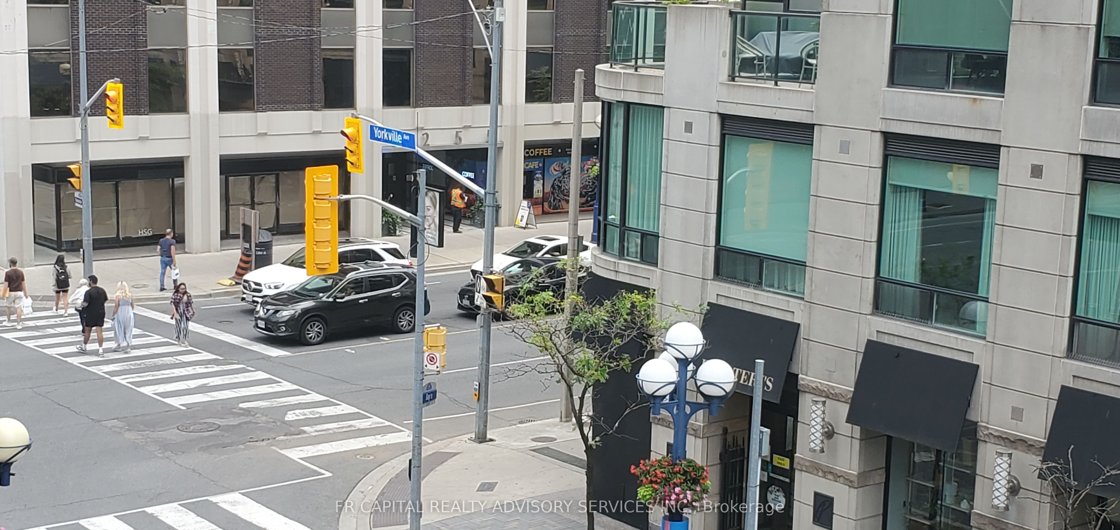 70 Yorkville Avenue 30 Property Photo 9