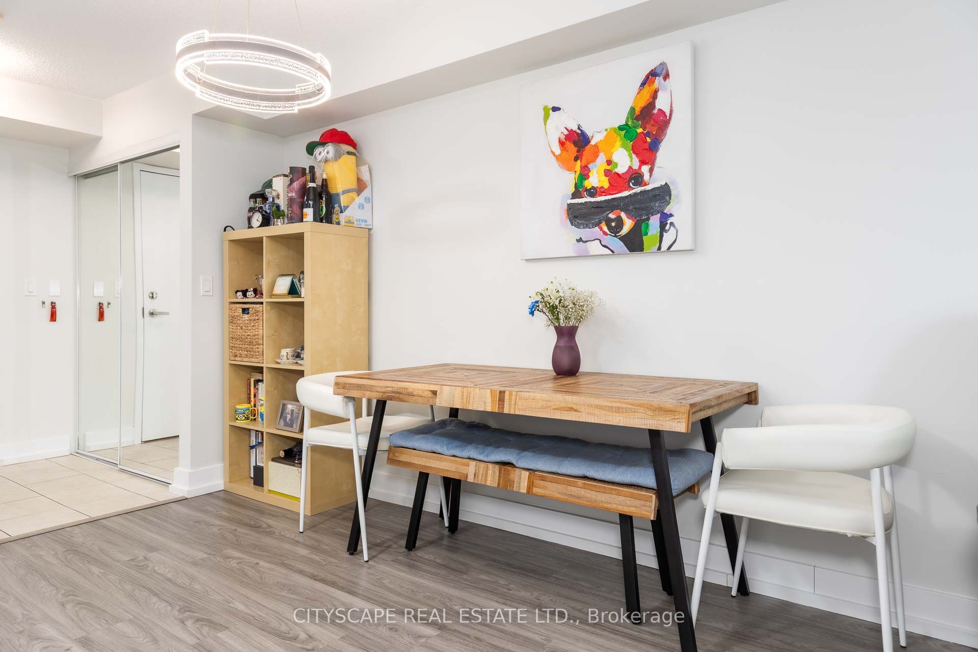 5940 Yonge Street 609
