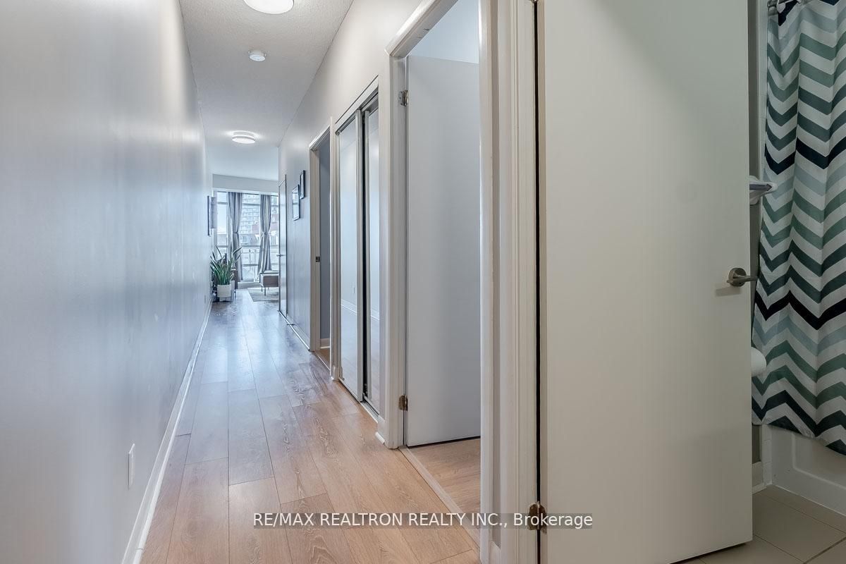 15 Bruyeres Mews 1008 Property Photo 21