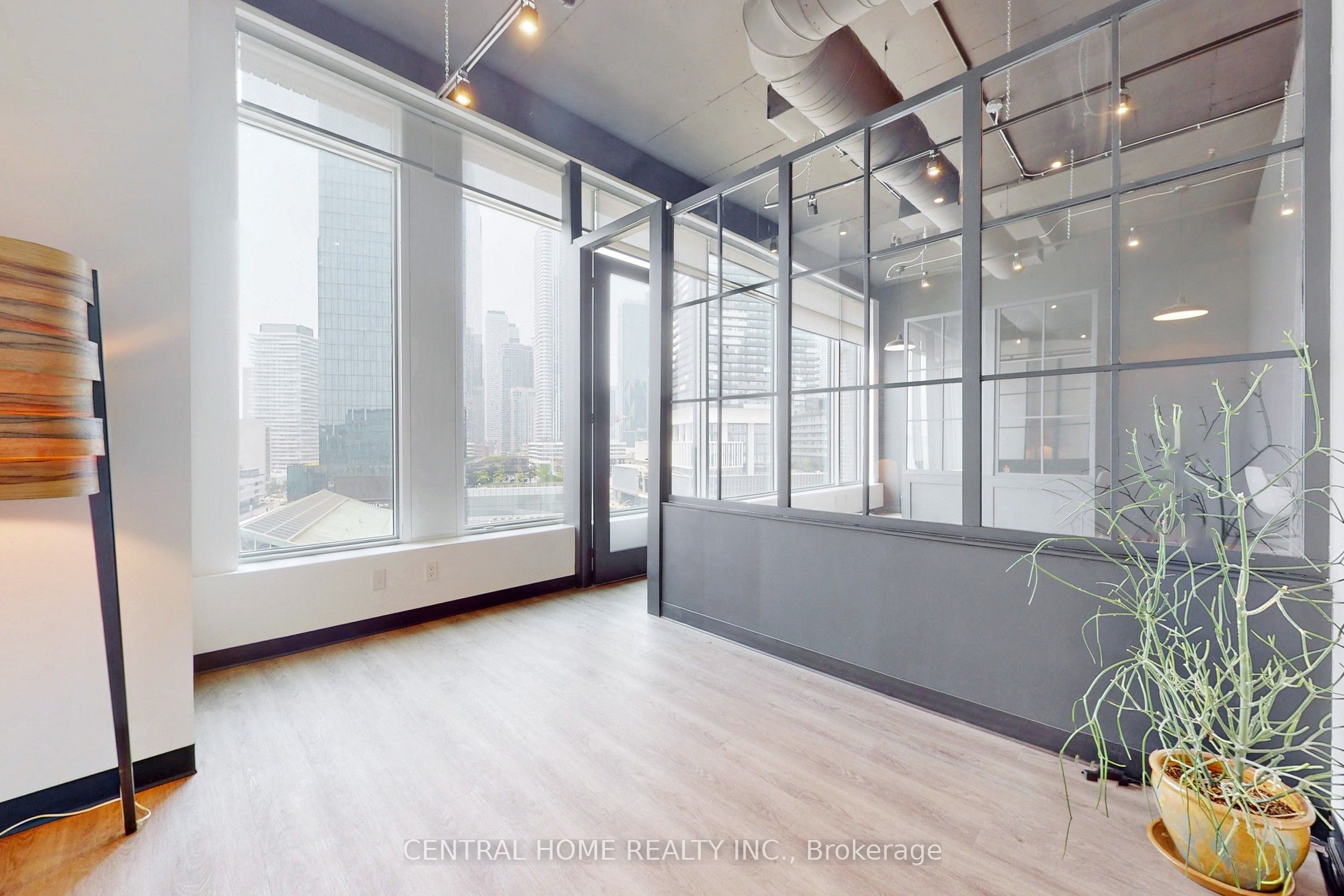 130 Queens Quay E 620 Property Photo 24
