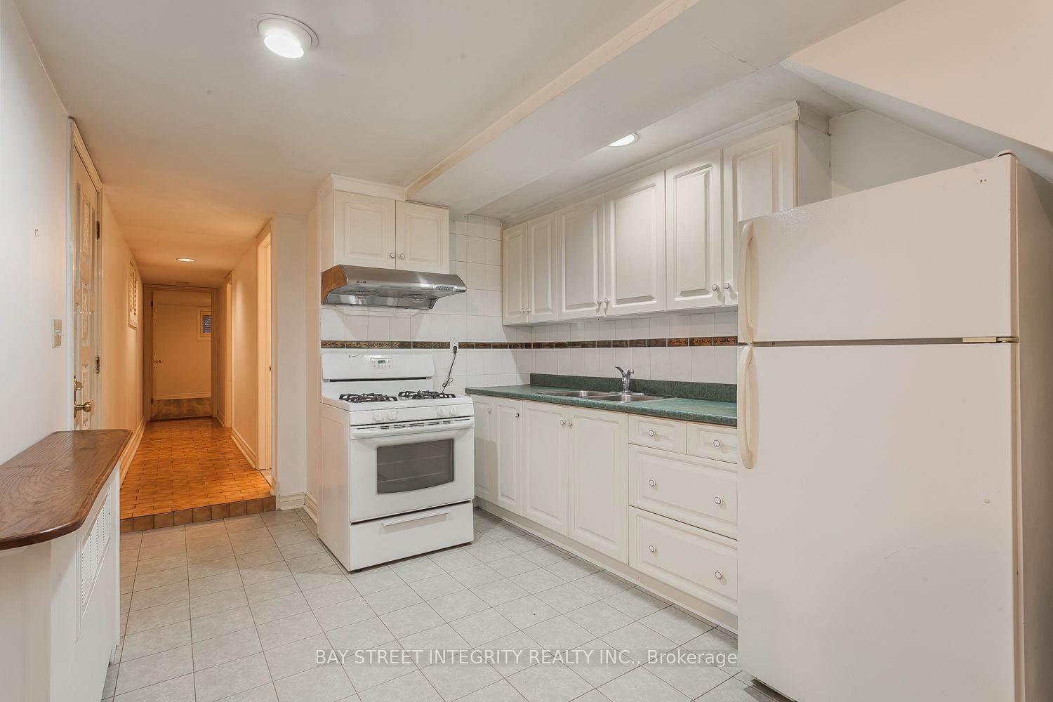 261 Markham Street B Property Photo 1