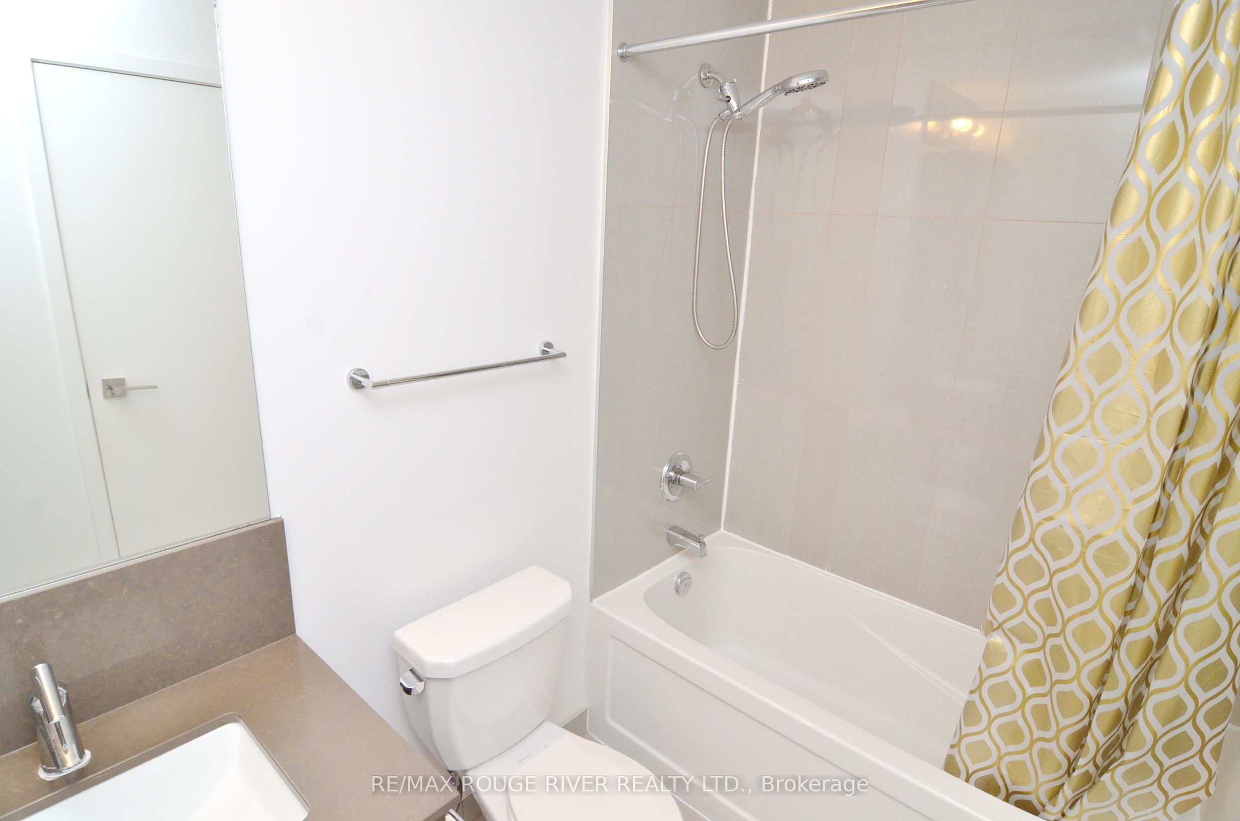 89 Dunfield Avenue 509 Property Photo 15